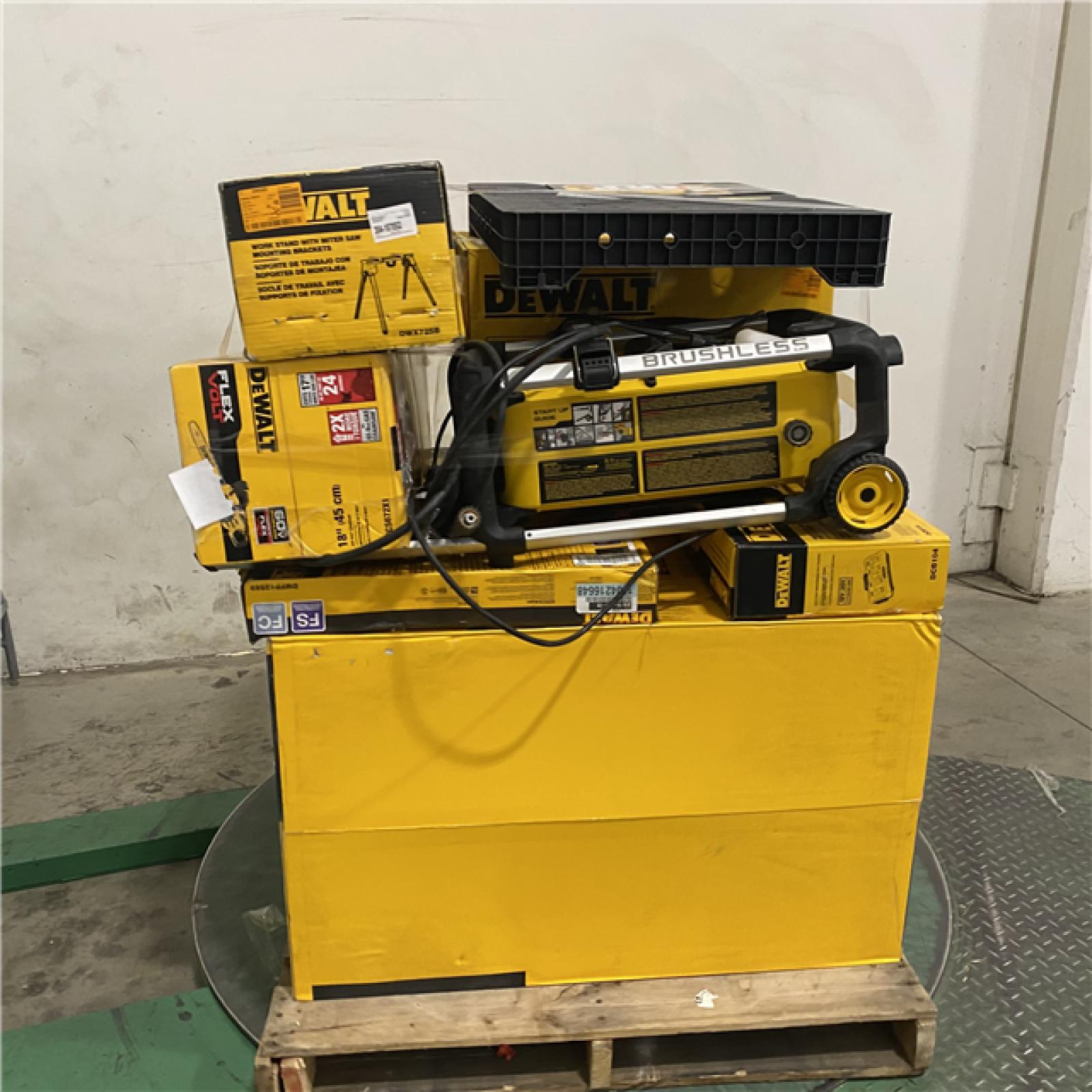 Dallas Location - As-Is DEWALT Tool Pallet