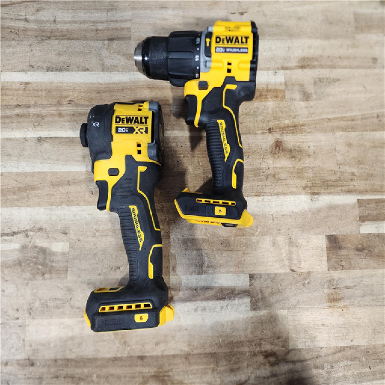HOUSTON LOCATION - AS-IS DEWALT 2 TOOL COMBO KIT W/ (2) BATTERY & CHARGER