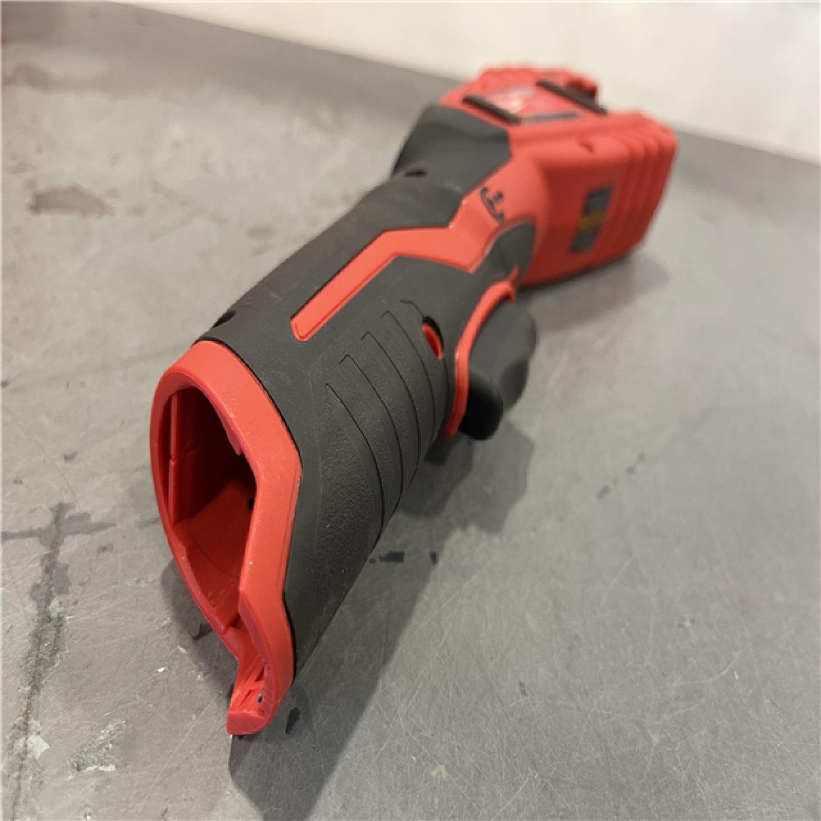 AS-IS - Milwaukee M12 12V Lithium-Ion Cordless Copper Tubing Cutter