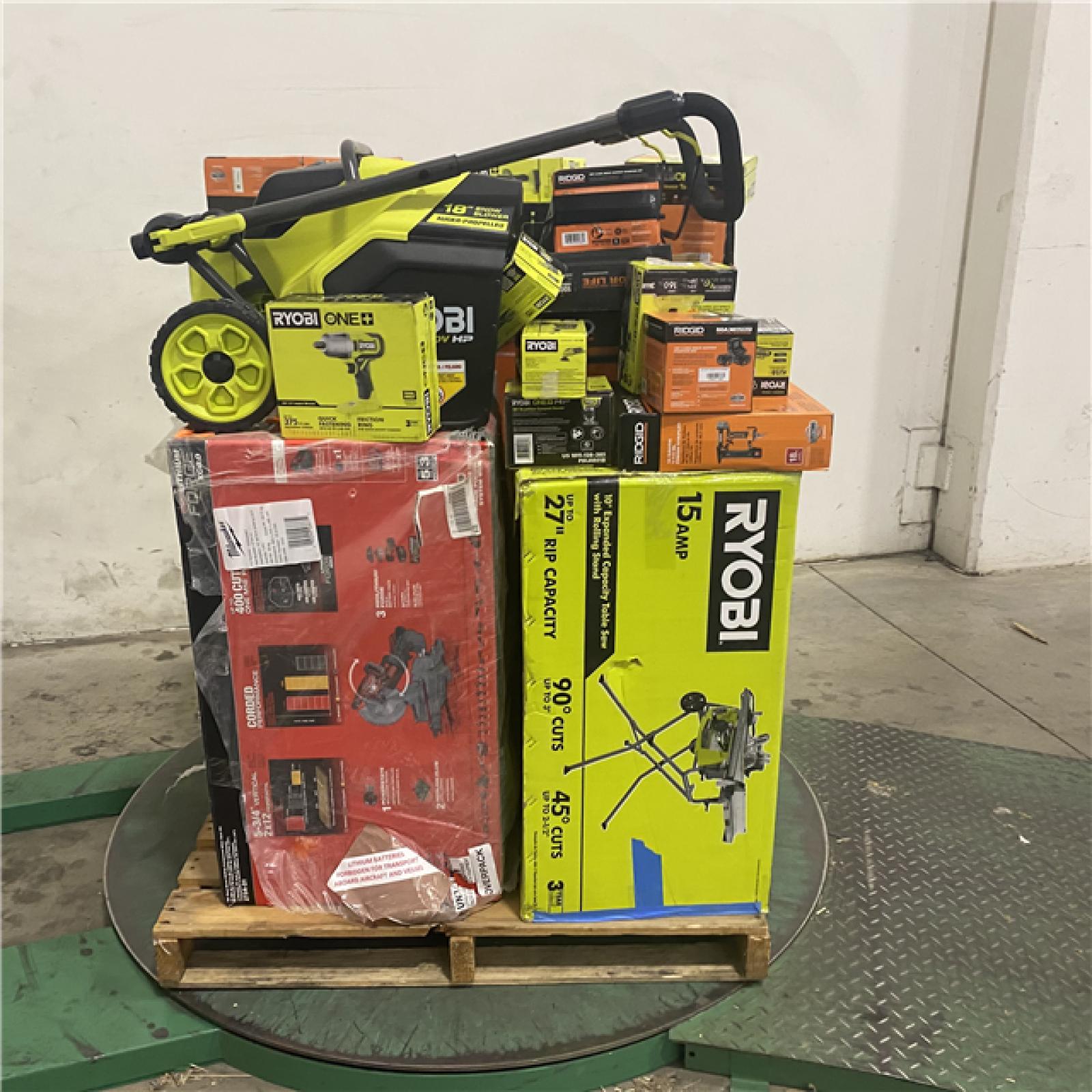 Dallas Location - As-Is Tool Pallet