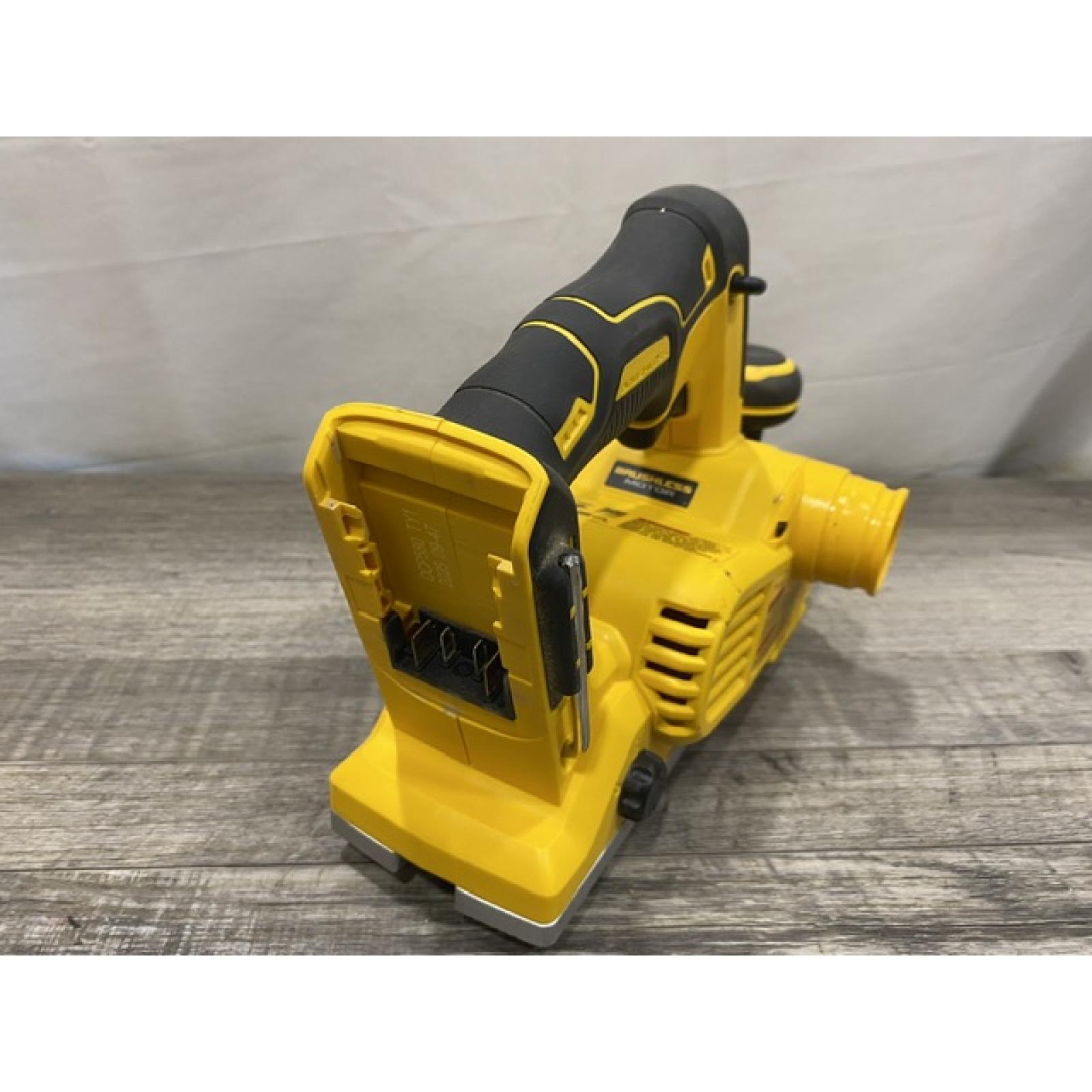 AS-IS DEWALT 20V MAX XR Cordless Brushless 3-1/4 in. Planer (Tool Only)