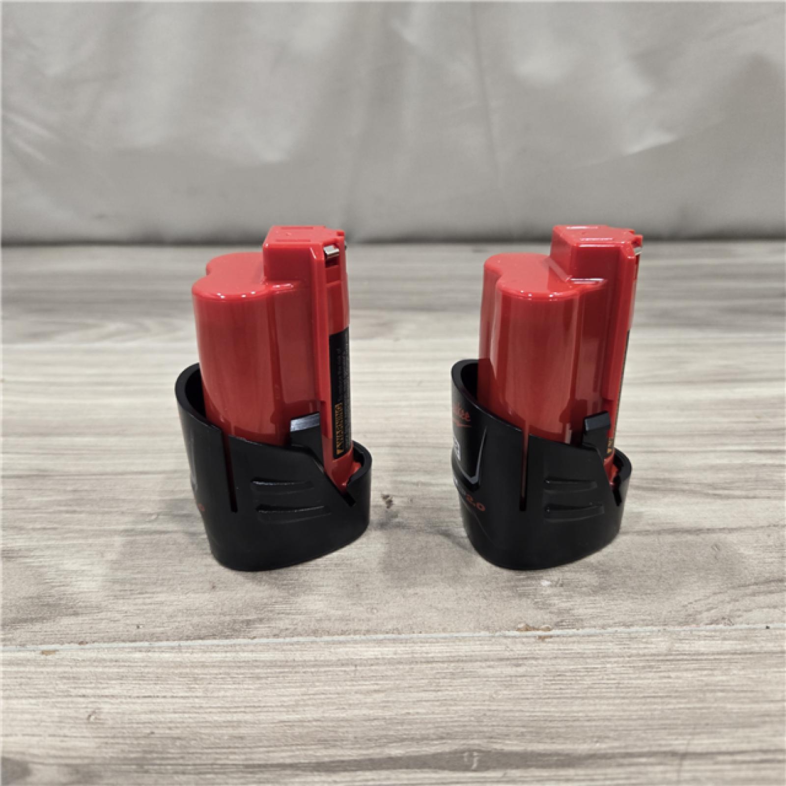 AS-IS Milwaukee M12 12V Lithium-Ion Compact 2.0 Ah Battery Starter Kit