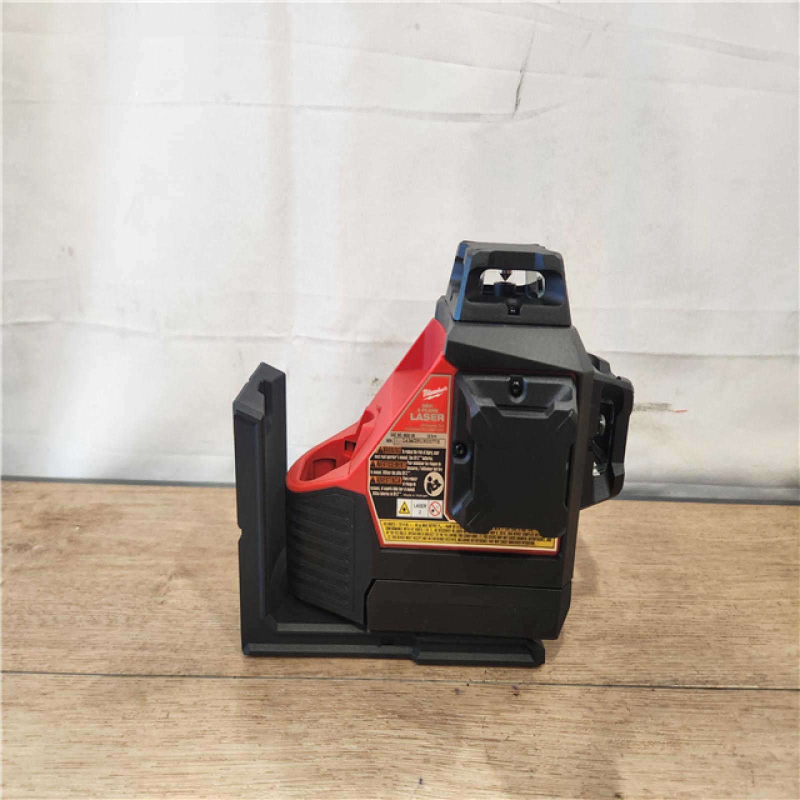 AS-IS- Milwaukee-M12 Green Beam Laser 360° 3-Plane Kit