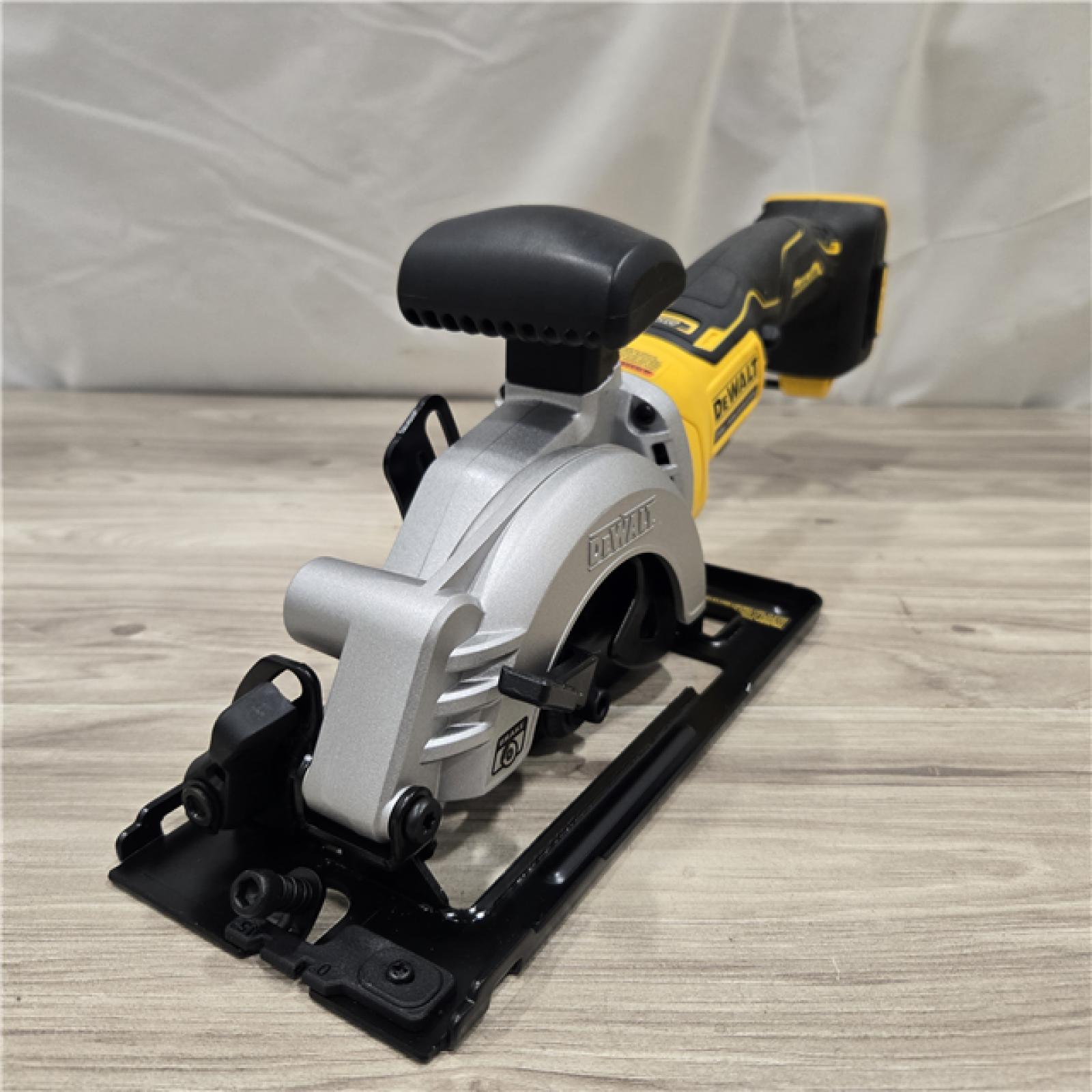 AS-IS DEWALT ATOMIC 20V MAX Cordless 4-1/2 in. Circular Saw (Tool Only)