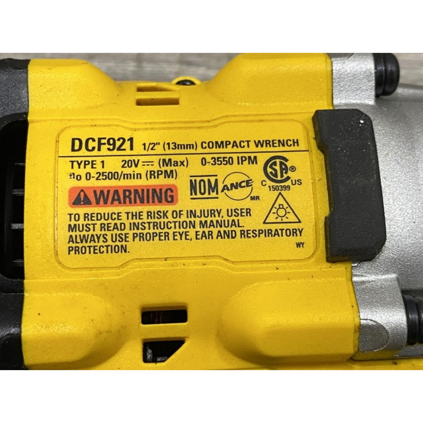 AS-IS DEWALT ATOMIC 20V MAX Lithium-Ion Brushless Cordless 1/2 in. Variable Speed Impact Wrench Kit