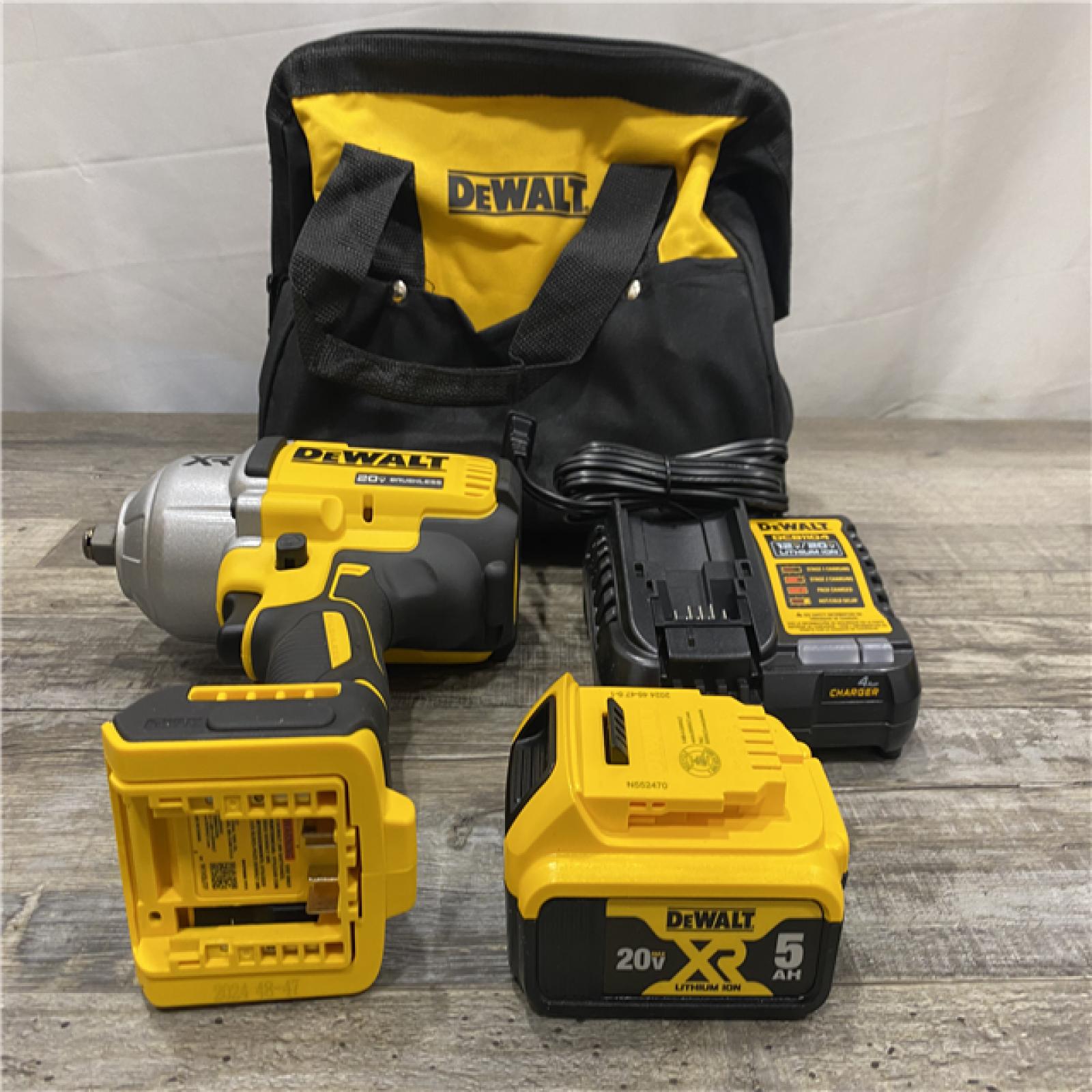AS-IS DEWALT 20V MAX Lithium-Ion Cordless 1/2 in. Impact Wrench Kit