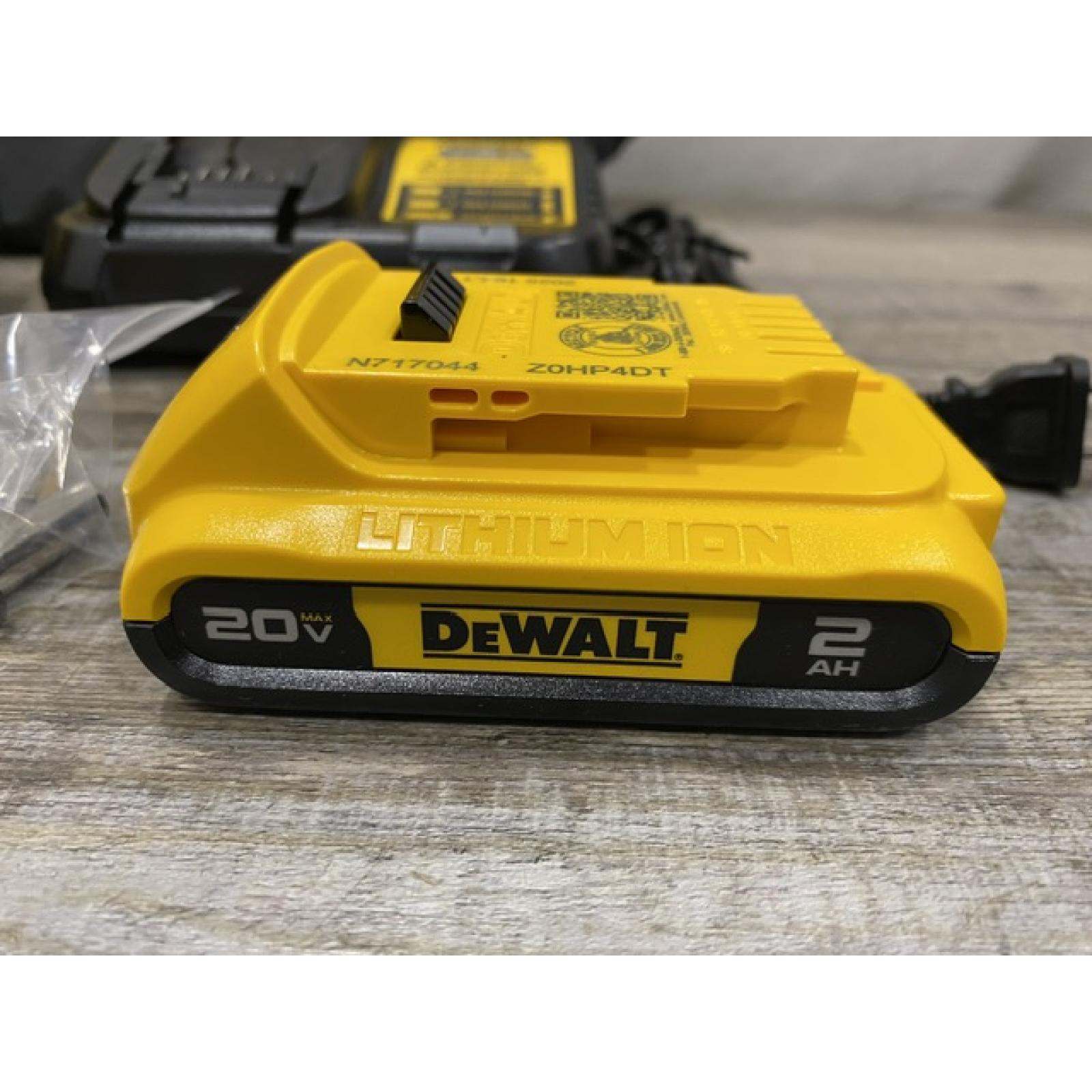 AS-IS DEWALT Atomic 20V Max Lithium-Ion Brushless Cordless Compact 1/4 in. Impact Driver Kit