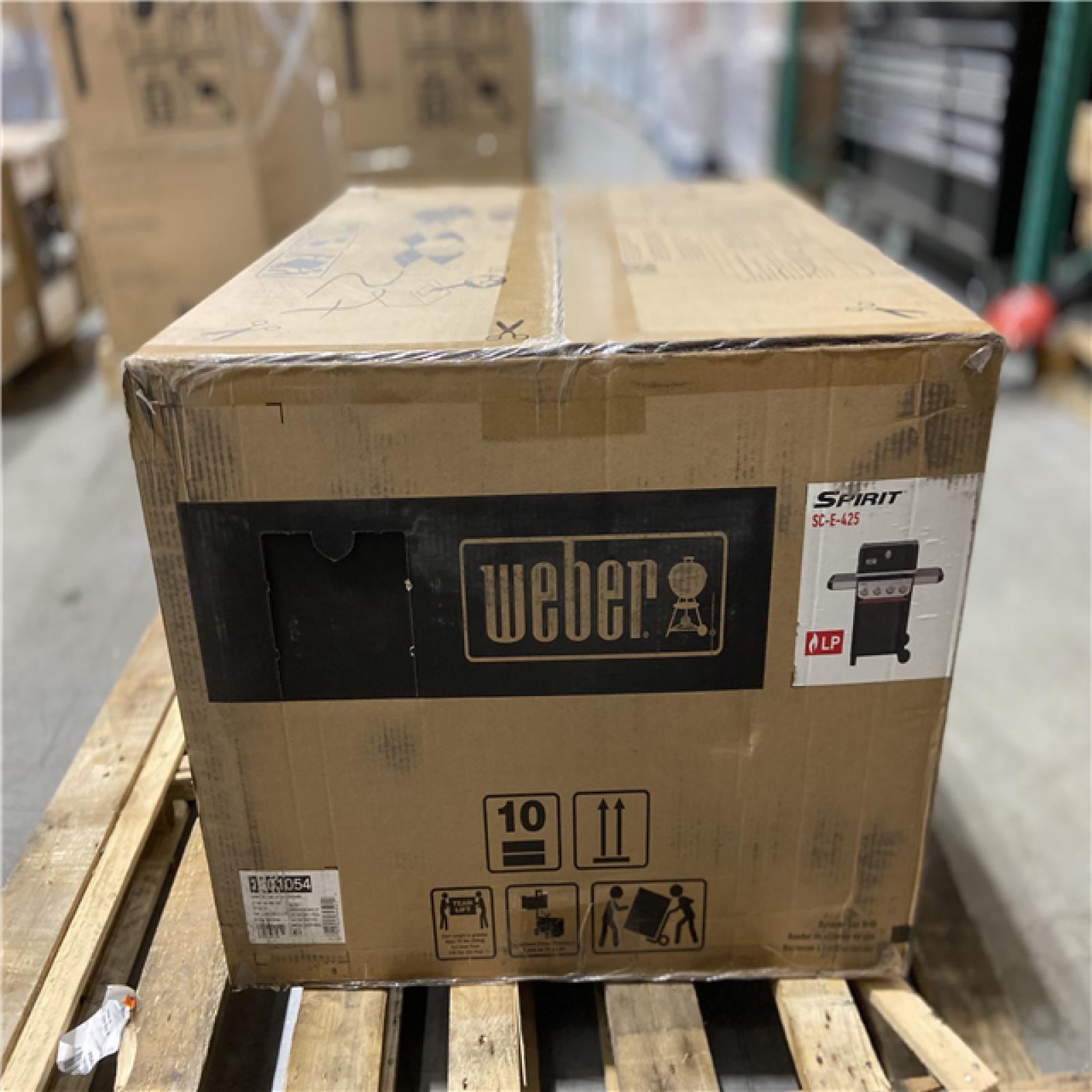 DALLAS LOCATION - Weber Spirit SC-E-425 4-Burner Propane Gas Grill in Black with Crafted Griddle Insert