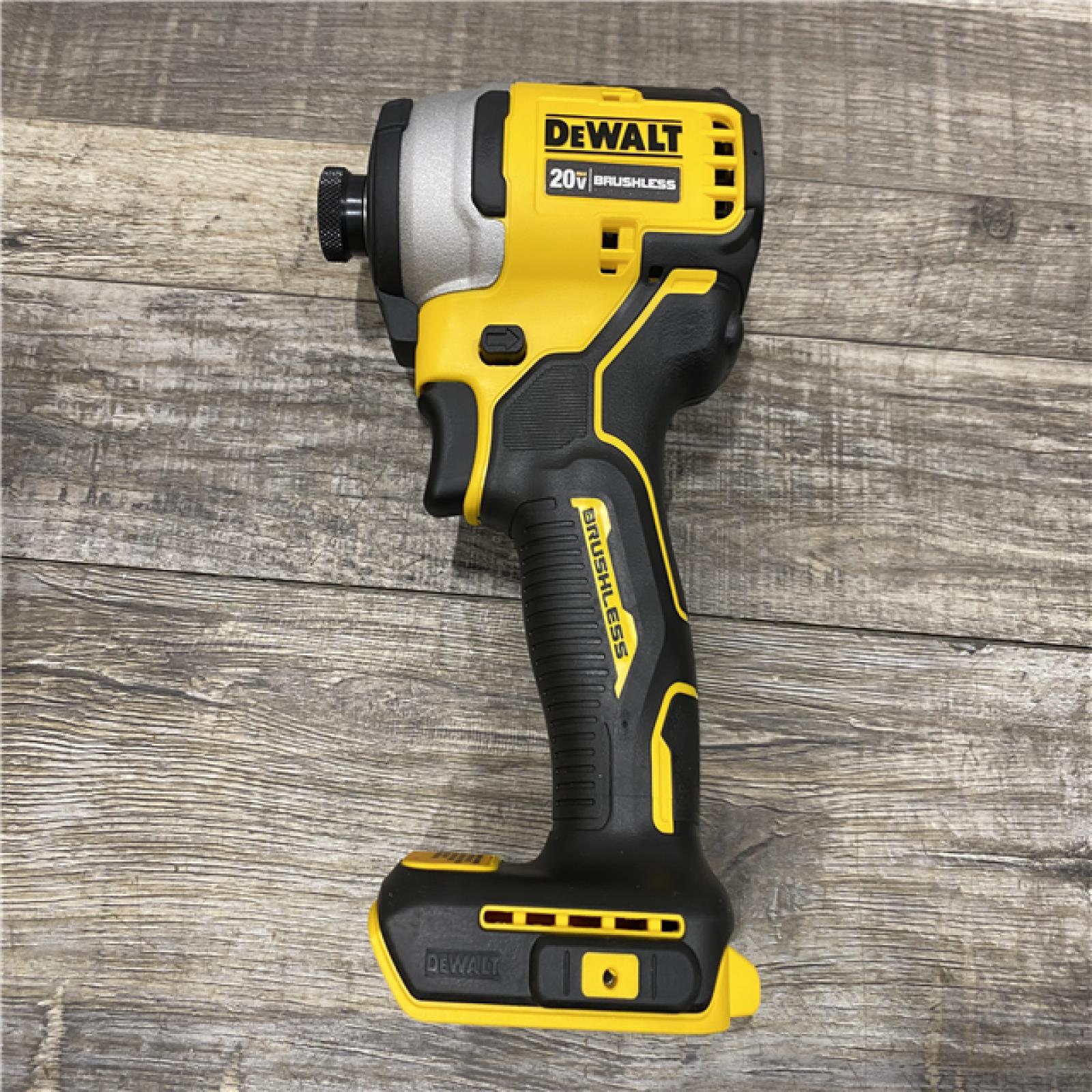 AS-IS DEWALT Atomic 20V Max Lithium-Ion Brushless Cordless Compact 1/4 in. Impact Driver Kit