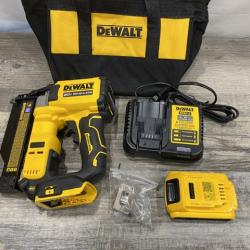 AS-IS DEWALT ATOMIC 20V MAX Lithium Ion Cordless 23 Gauge Pin Nailer Kit