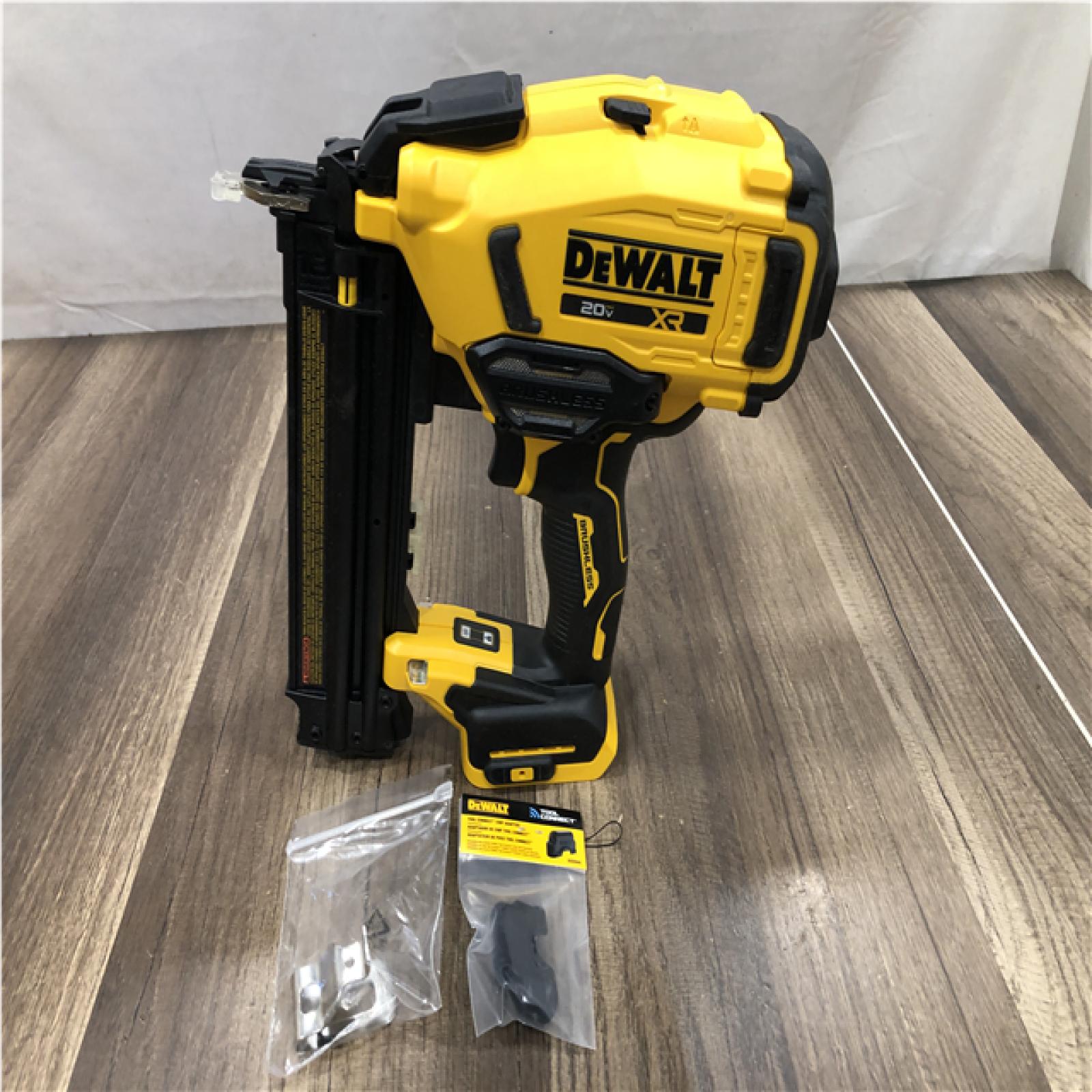 DEWALAS-IS T 20V MAX XR 18 Gauge Cordless Brad Nailer (Tool Only)