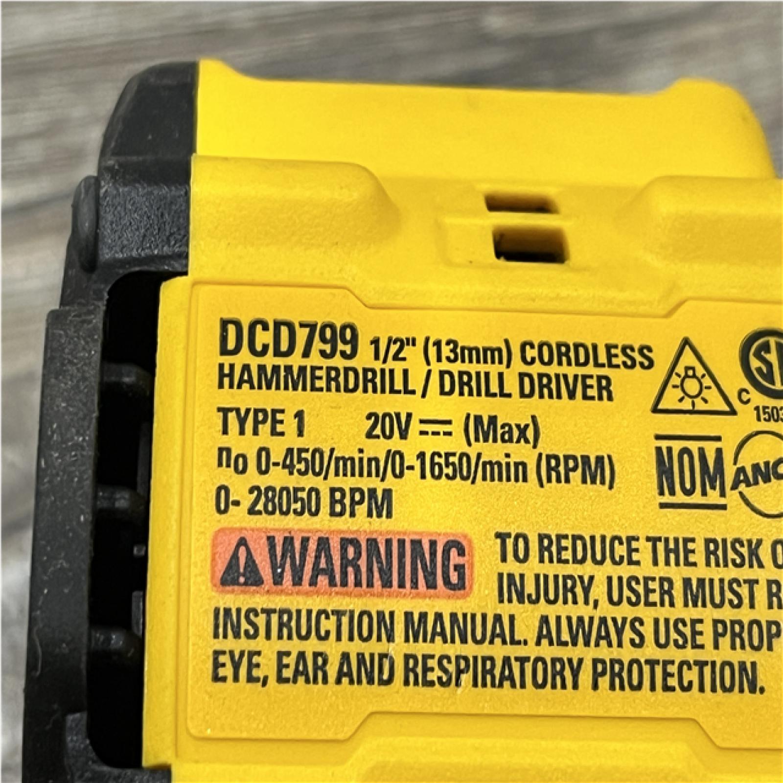 AS-IS DEWALT ATOMIC 20V Lithium-Ion Cordless 1/2 in. Hammer Drill Kit
