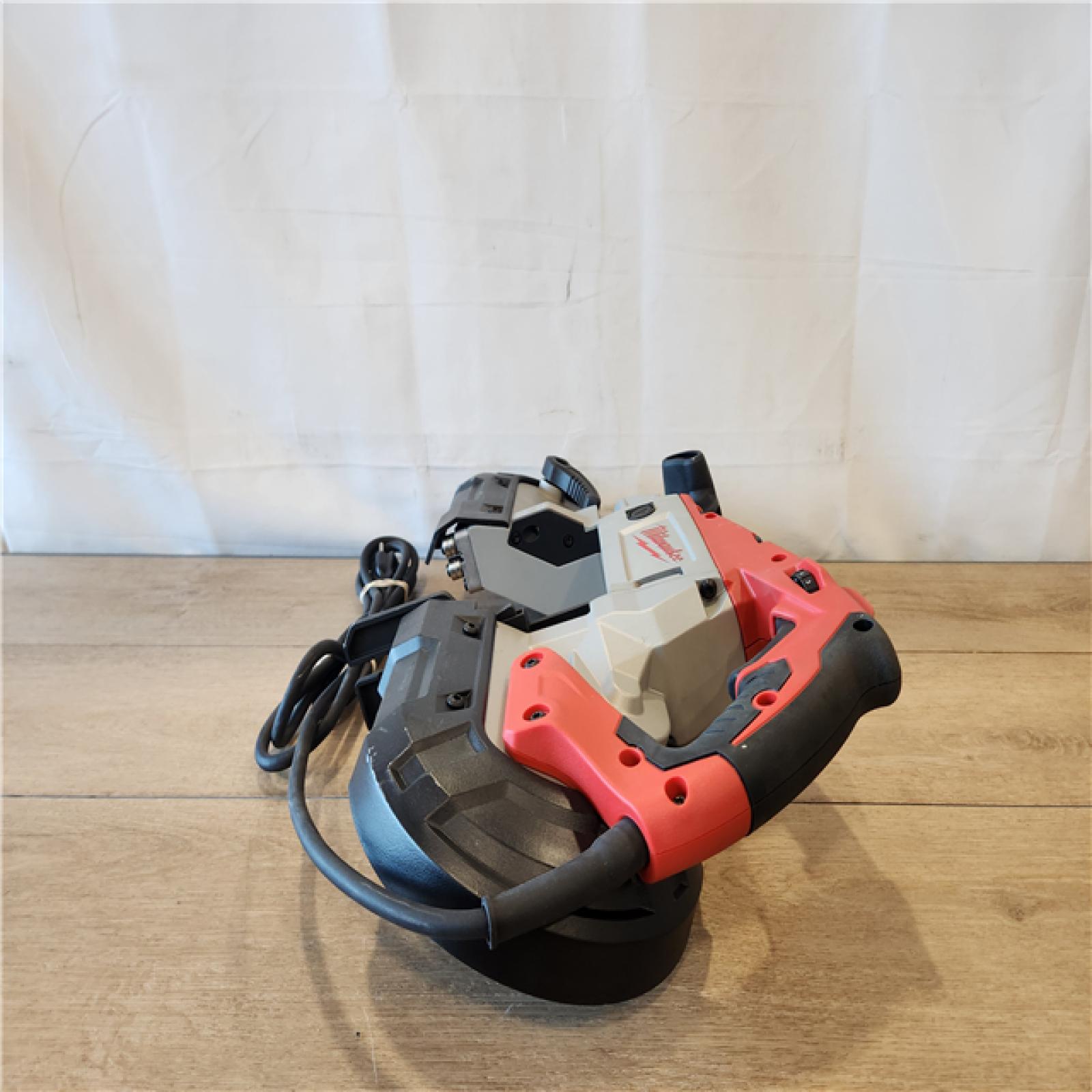 AS-IS- Milwaukee 120V 11.0A Corded Variable Speed Band Saw