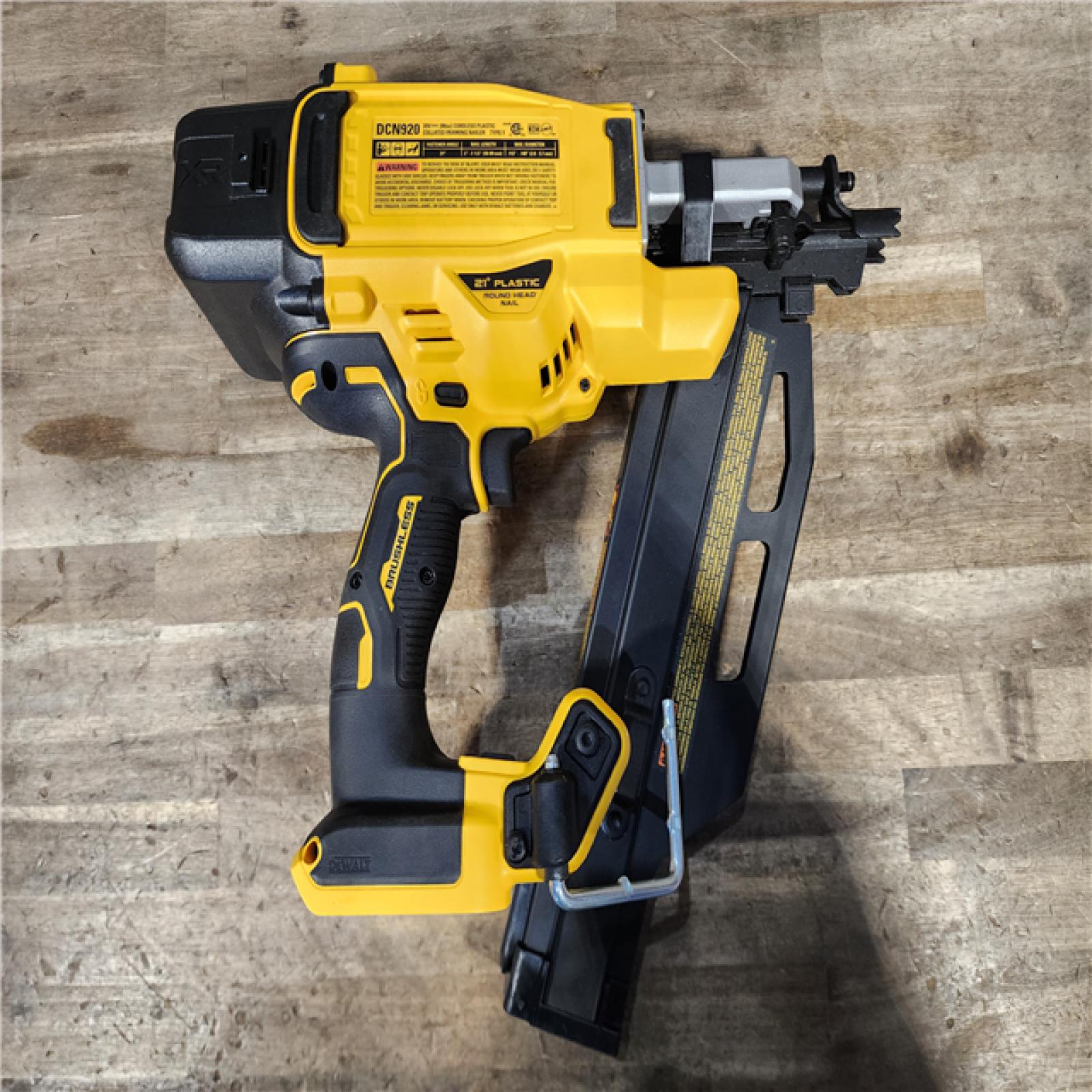 HOUSTON LOCATION - AS-IS DEWALT 20-Volt 21° Cordless Framing Nailer (Tool-Only)