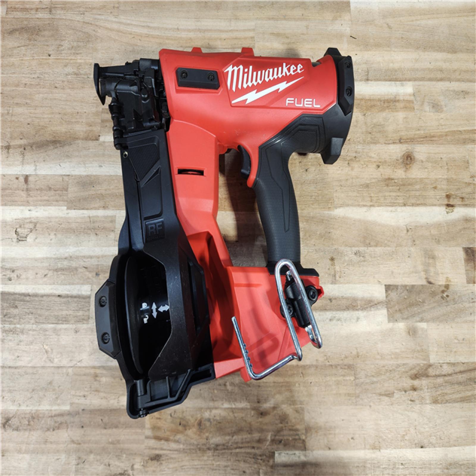 HOUSTON LOCATION - AS-IS (APPEARS LIKE NEW) Milwaukee FUEL 18-Volt Lithium-Ion Brushless Cordless Coil Roofing Nailer (Tool Only)