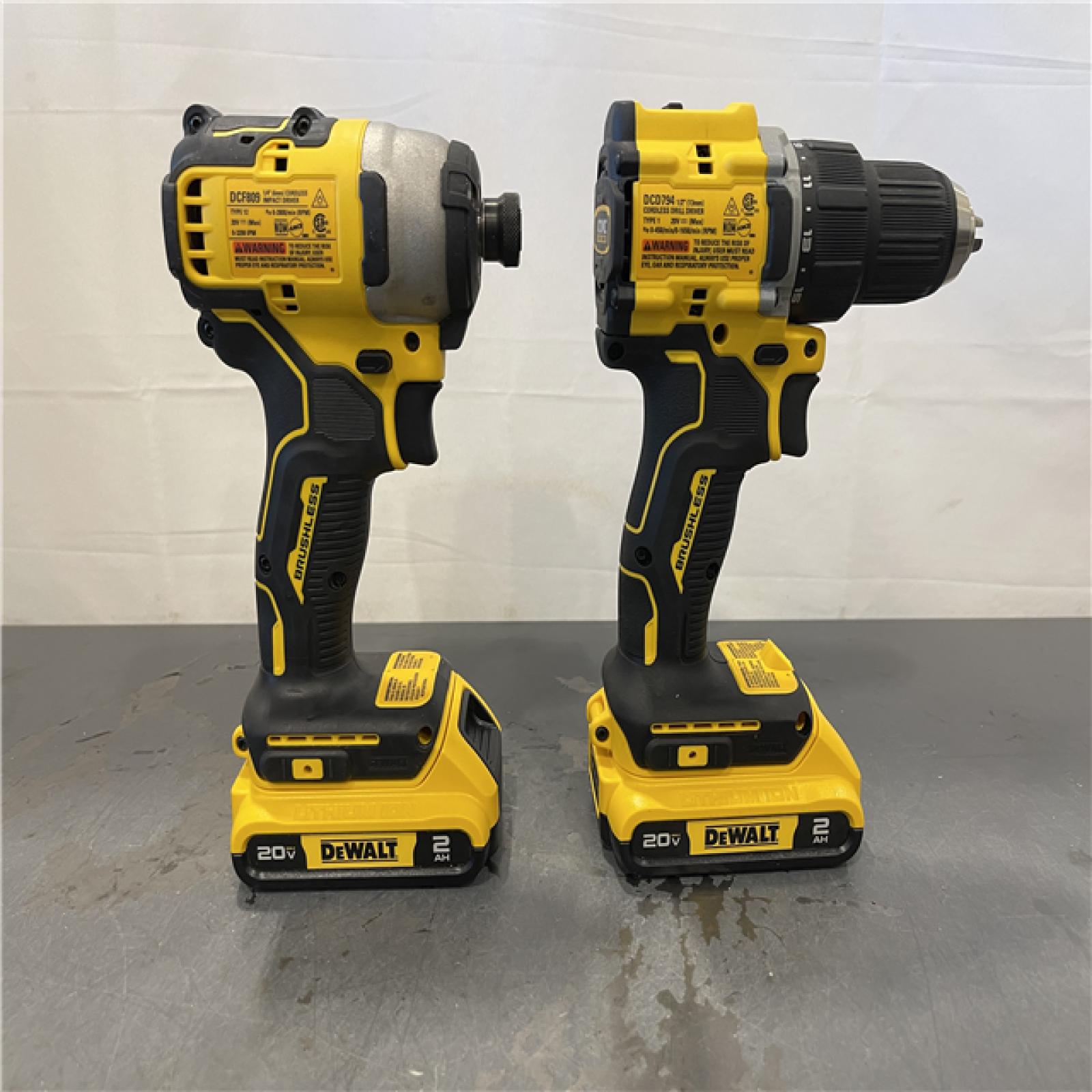 AS-IS - Dewalt ATOMIC 20-Volt MAX Lithium-Ion Cordless Combo Kit