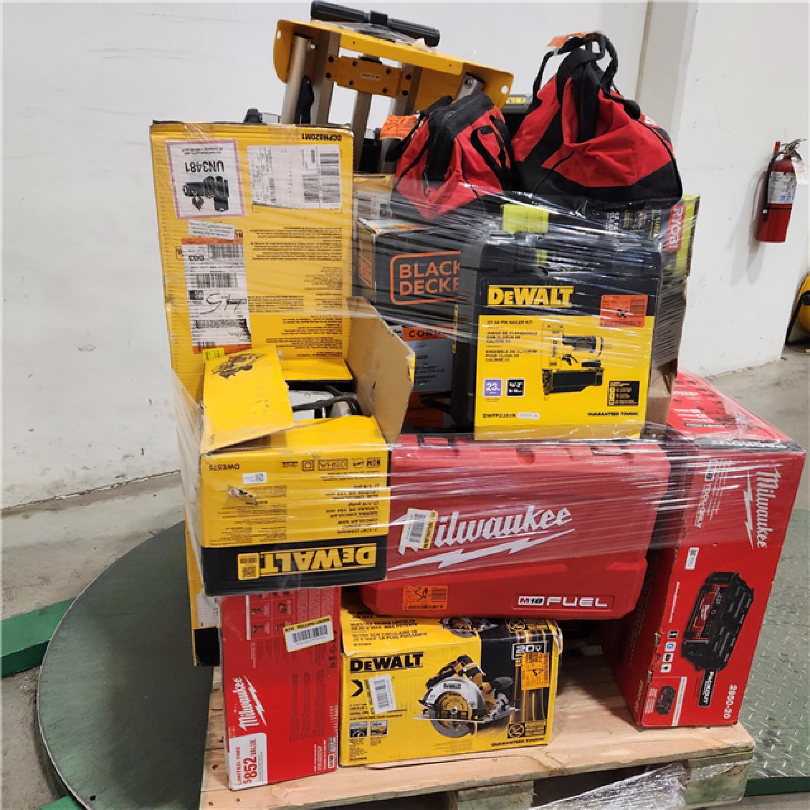 Dallas Location - As-Is Tool Pallet