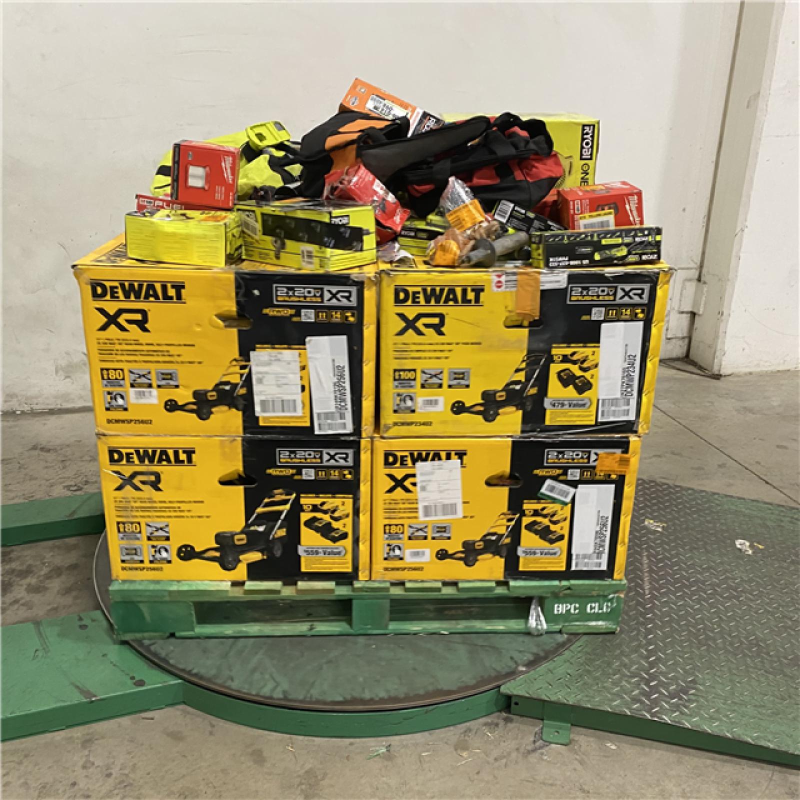 Dallas Location - As-Is Tool Pallet