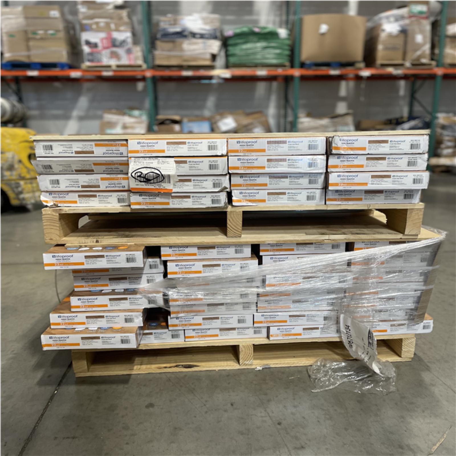DALLAS LOCATION- LIFEPROOF Fresh Oak 22 MIL x 8.7 in. W x 48 in. L Flooring (20.1 sqft/case)(44 CASES)