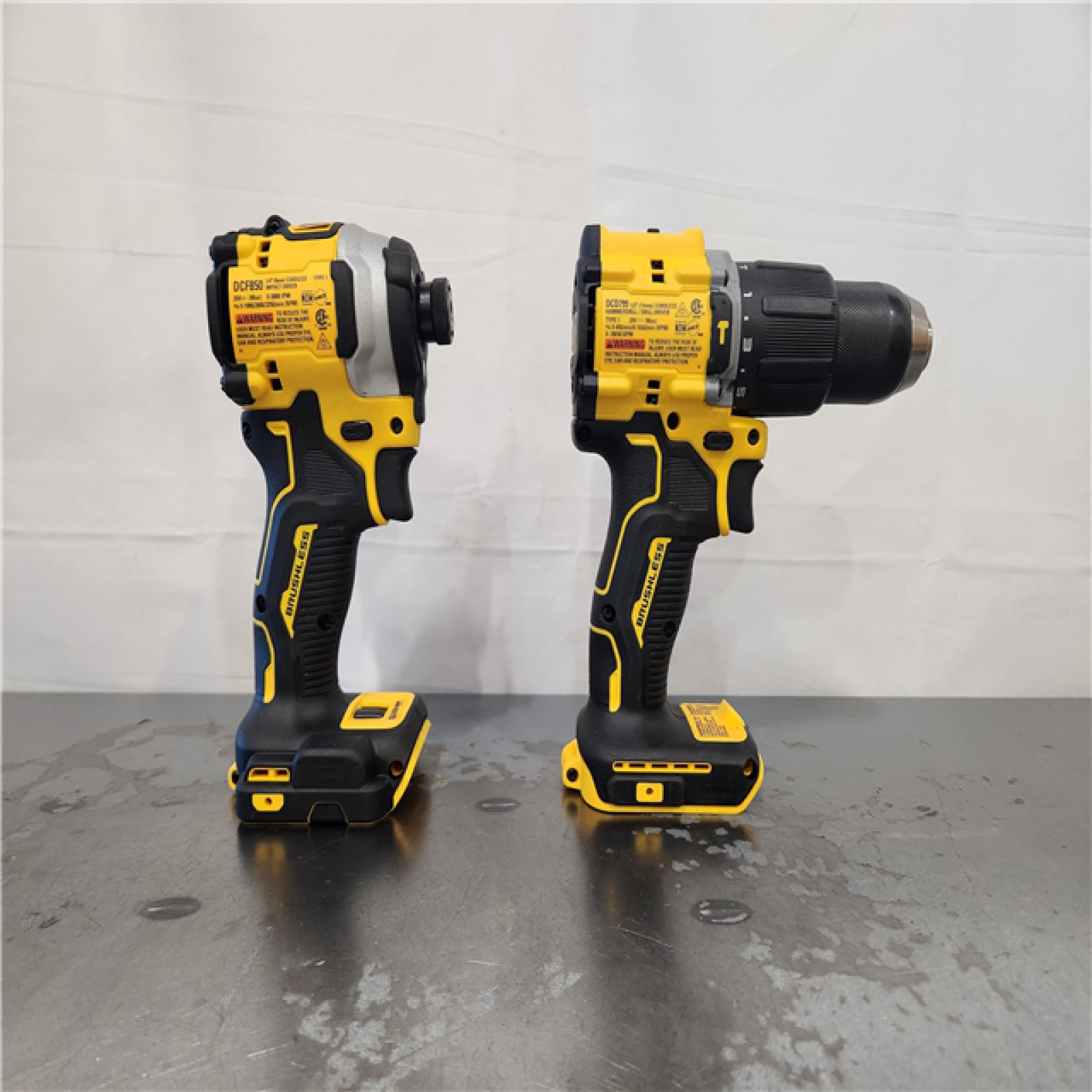 AS-IS- DeWalt 2-Tool Combo Kit W/ (2) BATTERY & CHARGER