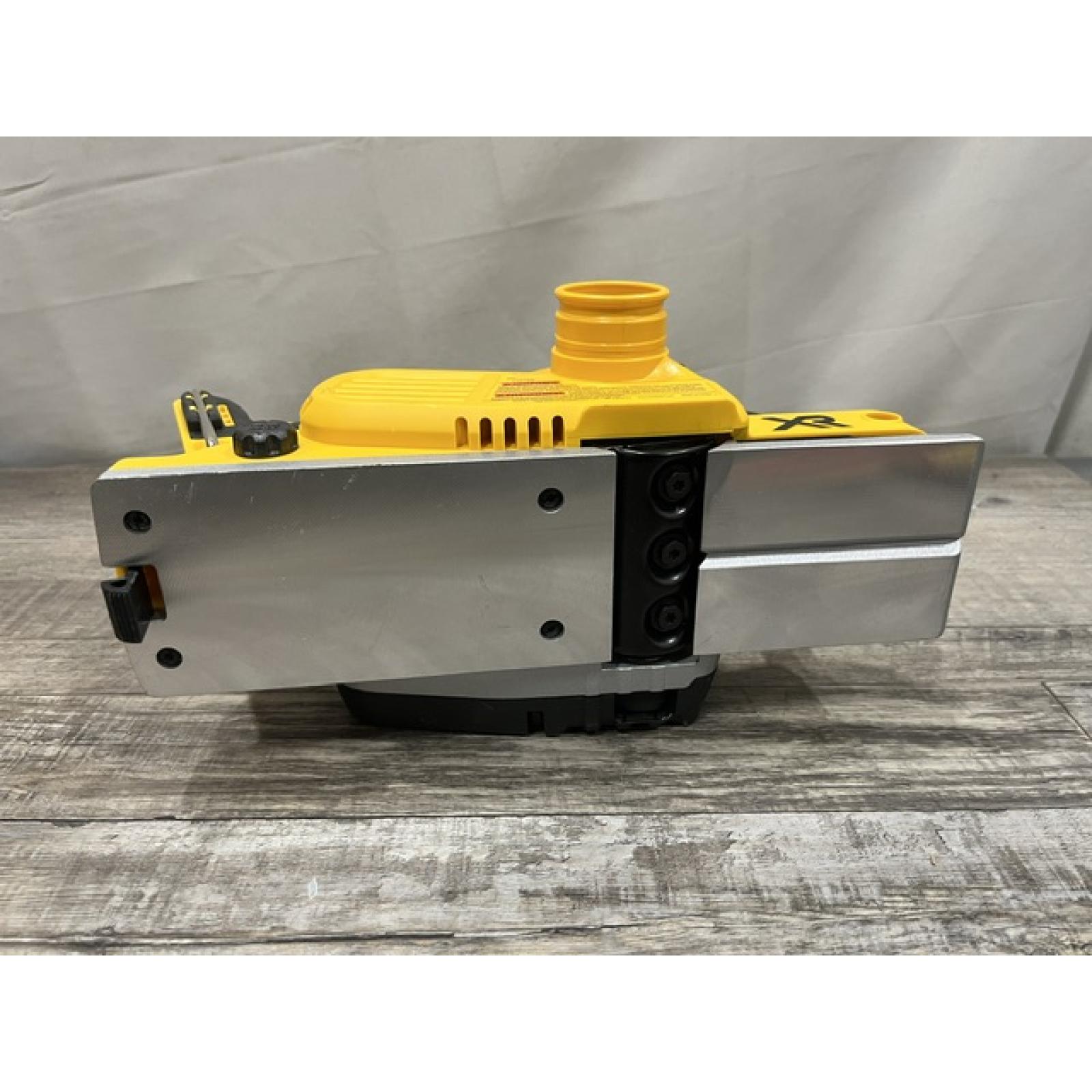 AS-IS DEWALT 20V MAX XR Cordless Brushless 3-1/4 in. Planer (Tool Only)
