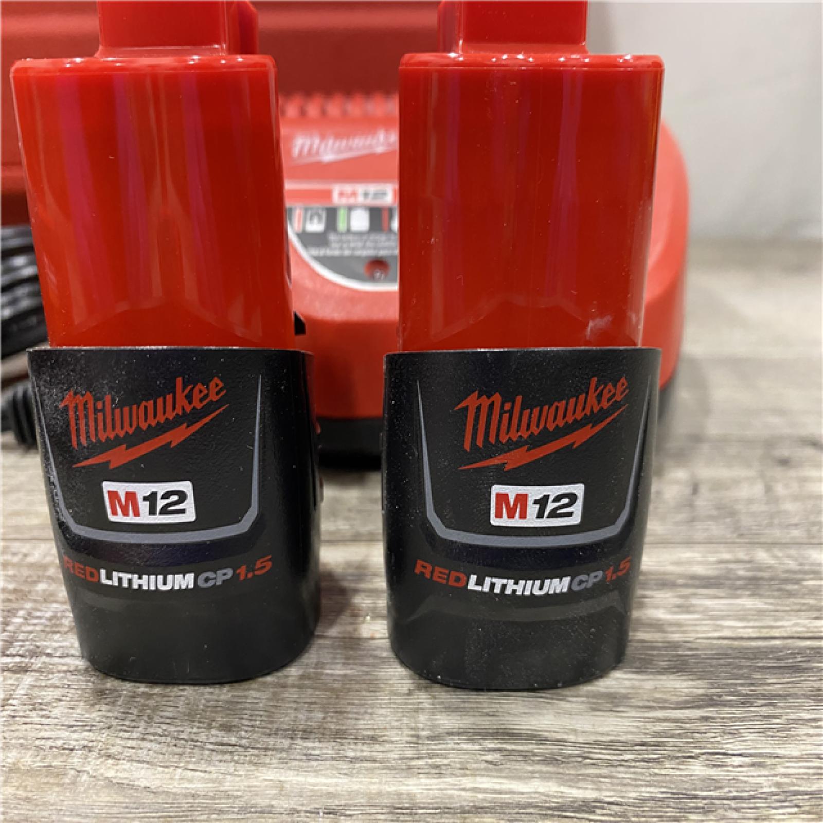 AS-IS Milwaukee 12V Lithium-Ion Cordless PEX Expansion Tool Kit