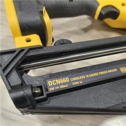 AS-IS DeWalt 20V 16 Gauge Cordless Angled Finish Nailer Kit