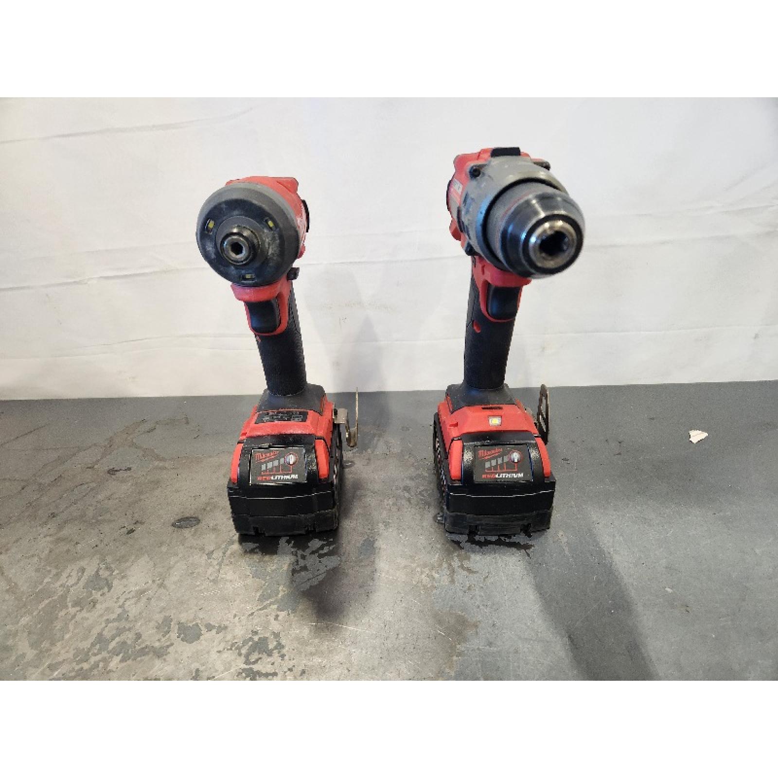 AS-IS- MILWAUKEE FUEL 18V Lithium-Ion Brushless Cordless Hammer Drill and Impact Driver Combo Kit