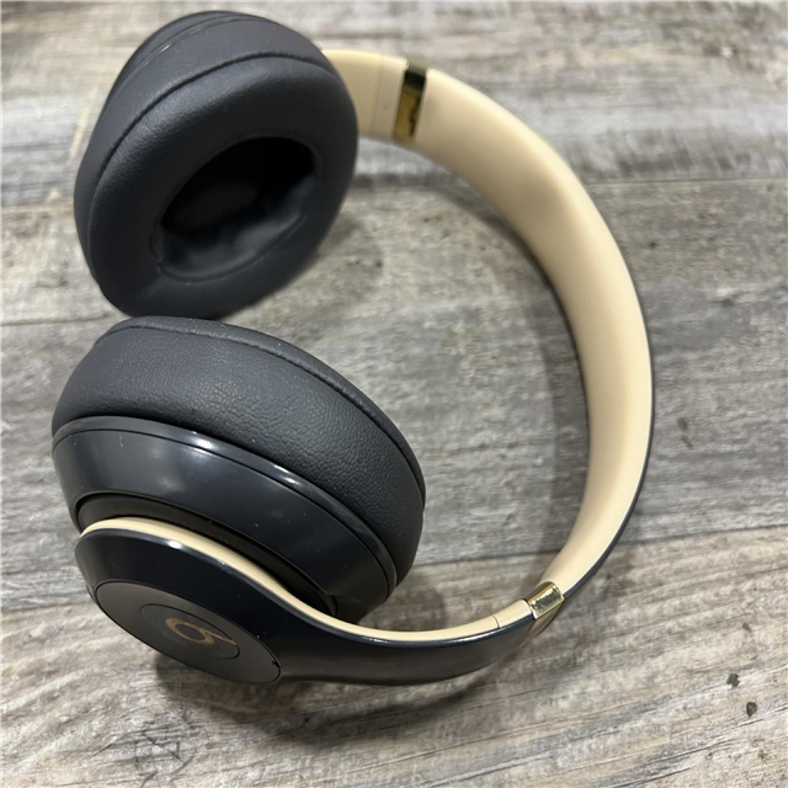 AS-IS Beats Studio3 Wireless Headphones - Shadow grey