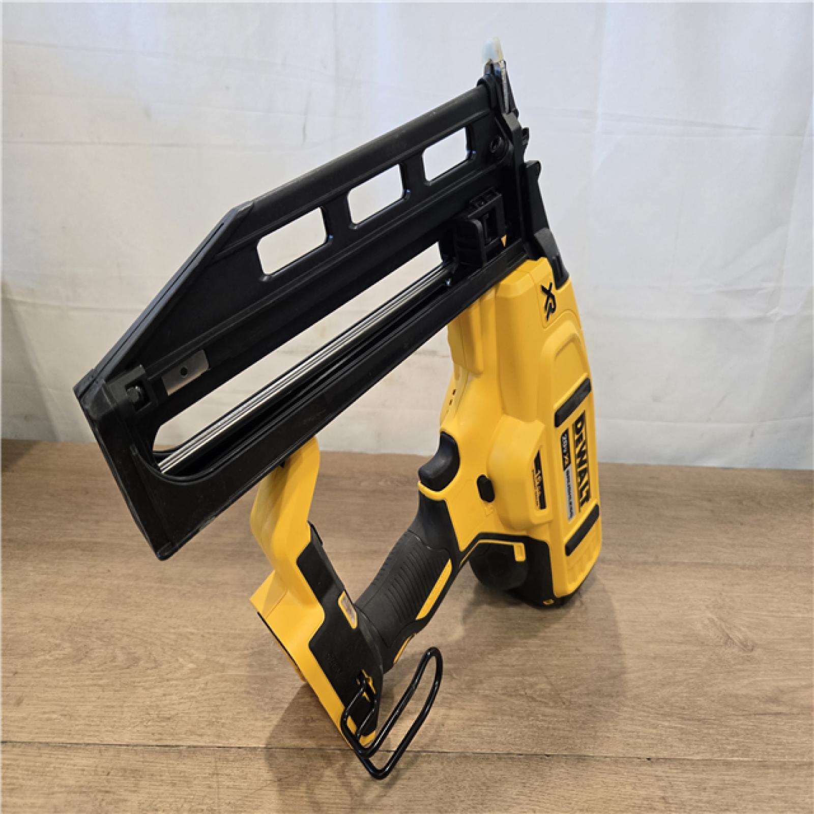 AS-IS DEWALT 20V MAX XR 16-Gauge Cordless Finish Nailer (Tool Only)