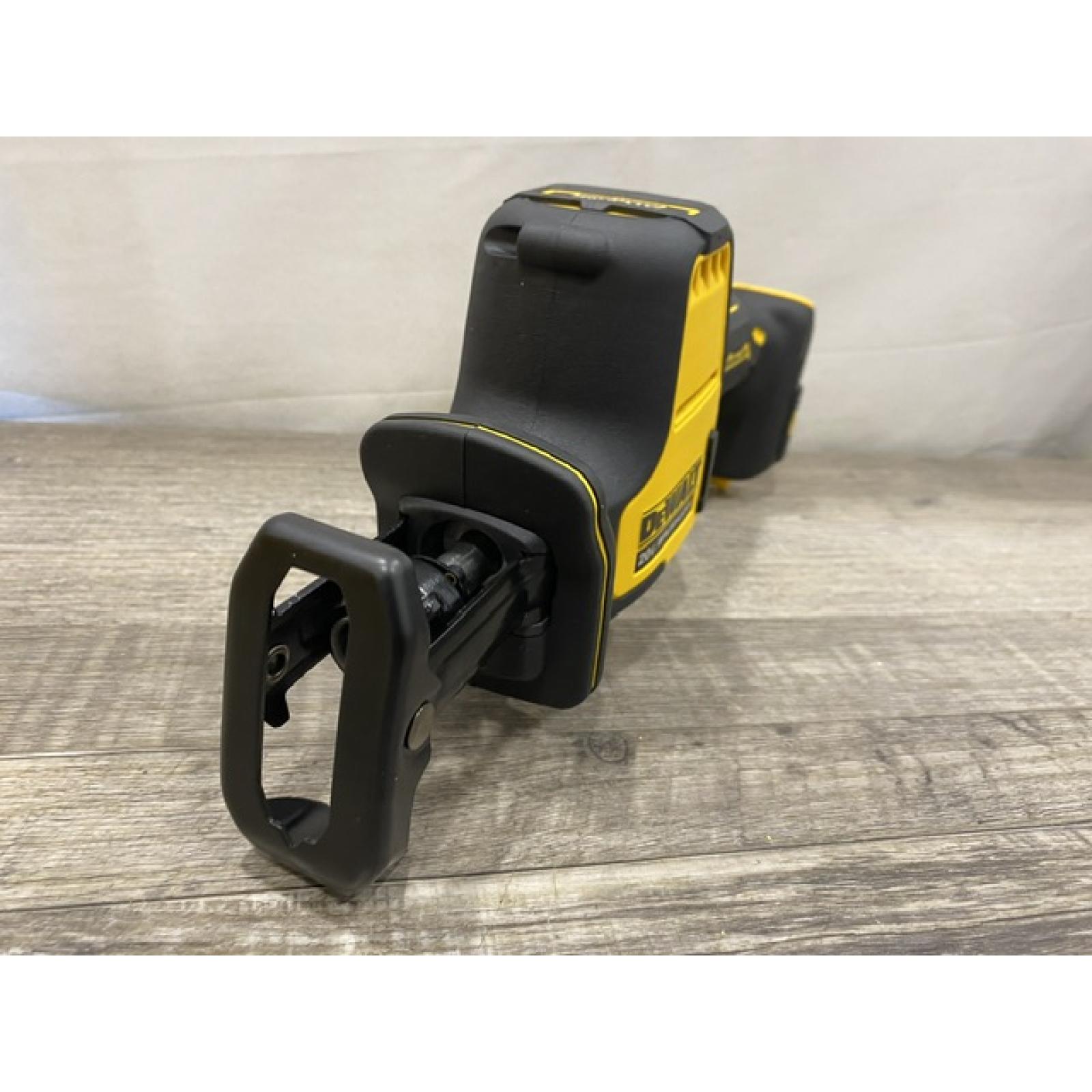 AS-IS DEWALT ATOMIC 20V MAX Cordless Brushless Compact Reciprocating Saw (Tool Only)