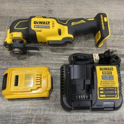 AS-IS DEWALT ATOMIC 20V MAX Cordless Brushless Oscillating Multi Tool Kit