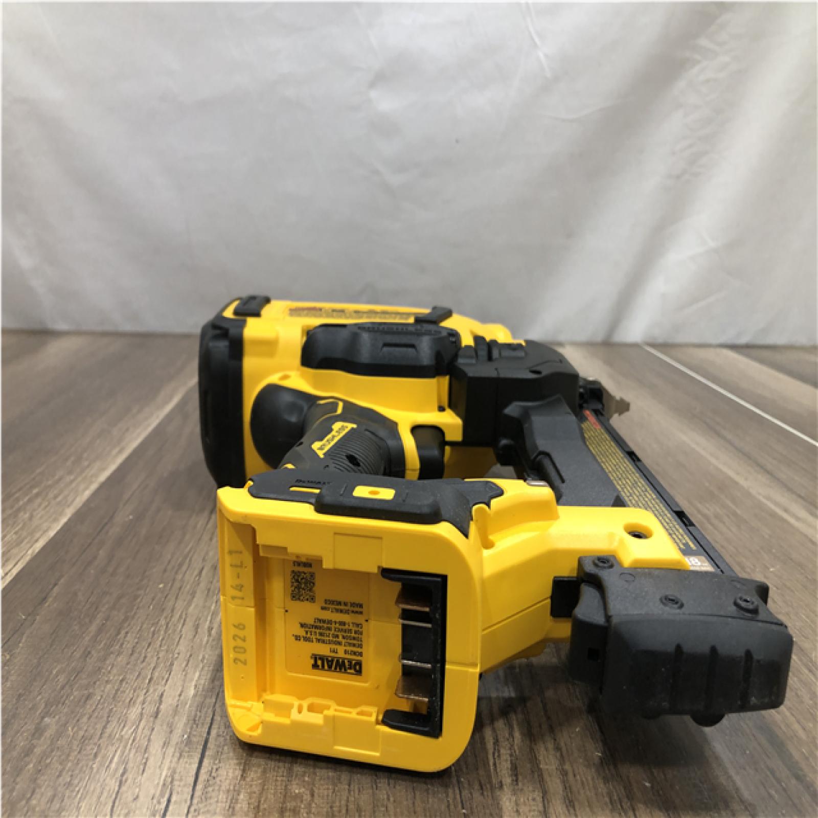 AS-IS DEWALT 20V MAX XR 18 Gauge Cordless Brad Nailer (Tool Only)