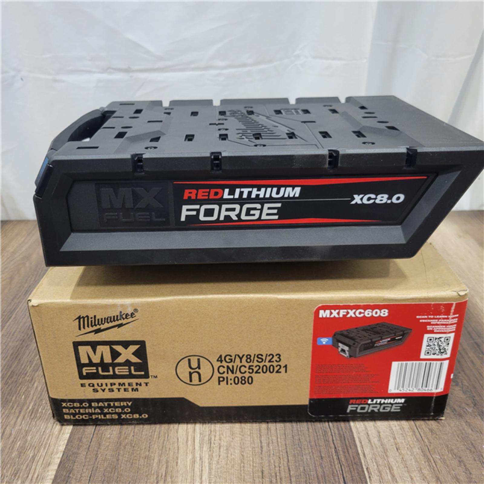 AS-IS  Milwaukee MX FUEL REDLITHIUM FORGE XC8.0 Battery Pack