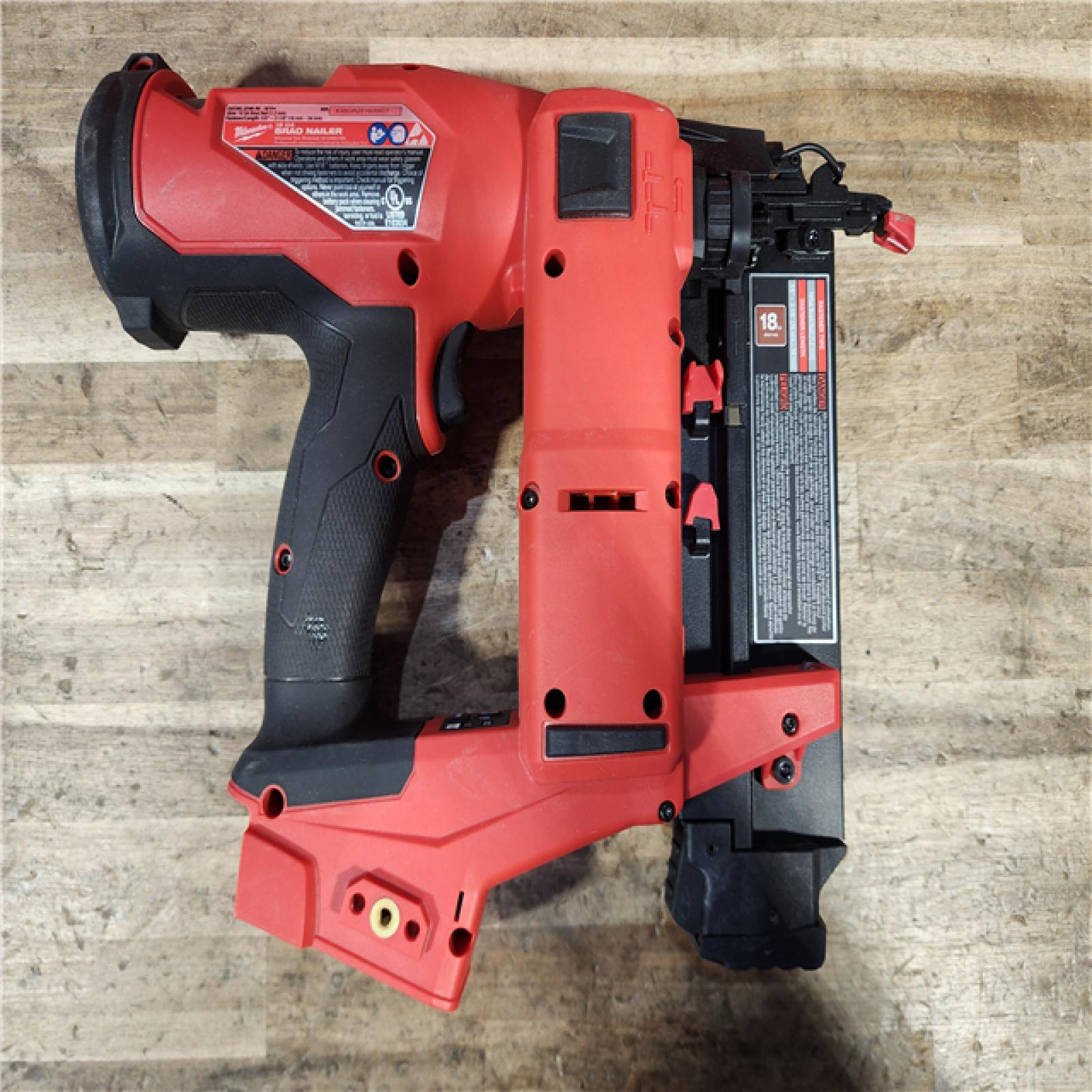 HOUSTON LOCATION - AS-IS Milwaukee FUEL 18-Volt Lithium-Ion Brushless Cordless Gen II 18-Gauge Brad Nailer (Tool-Only)