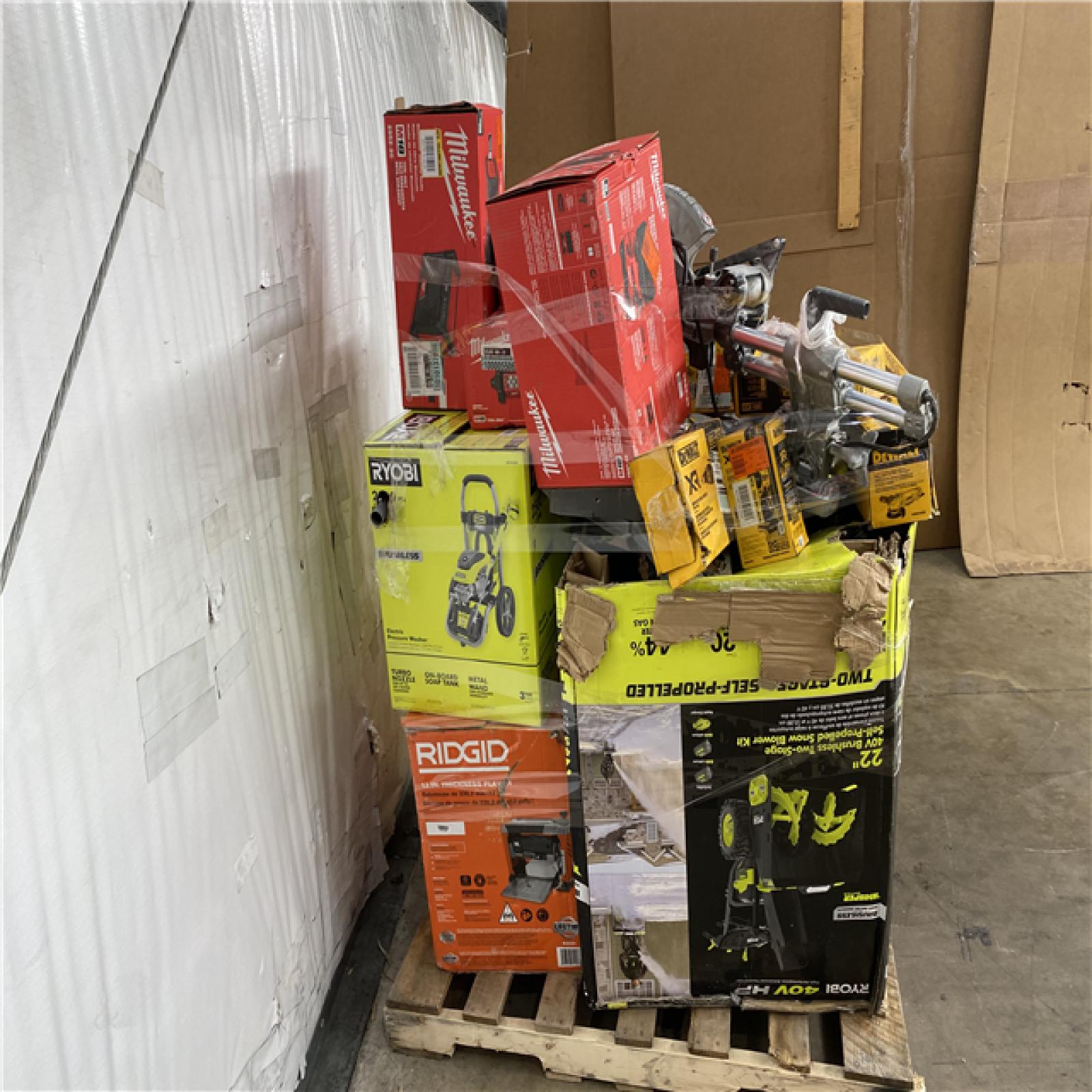 Houston Location AS IS - Tool Pallet