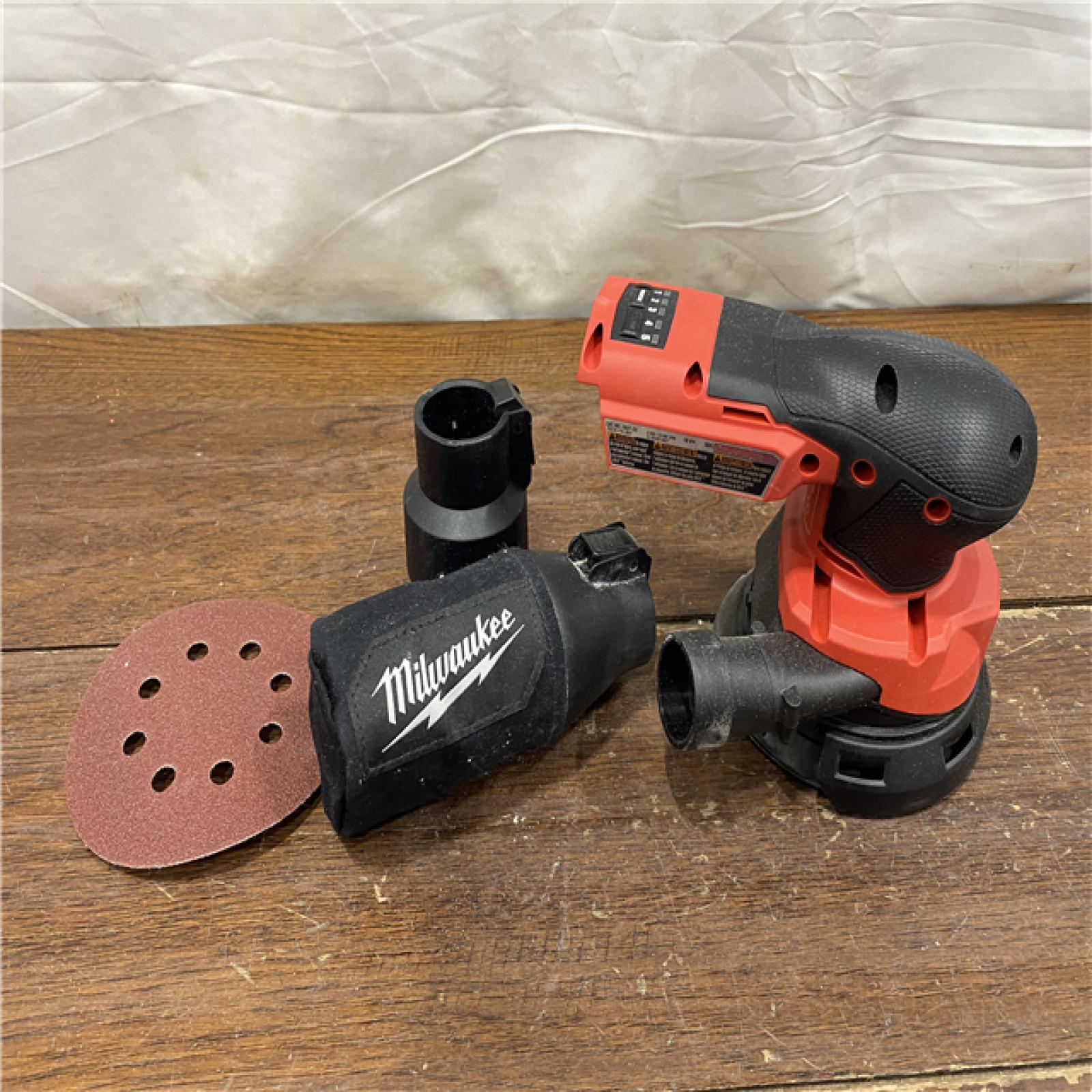 AS-IS MILWAUKEE Orbit Sander,Brushless,18 V