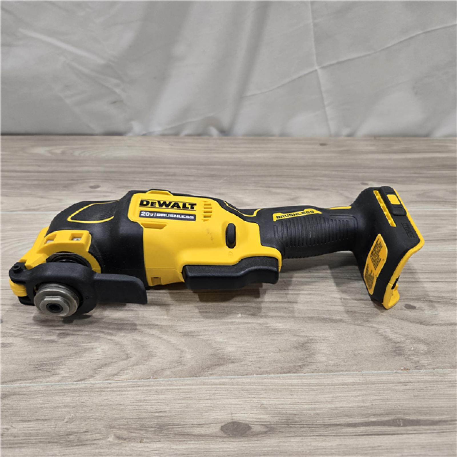 AS-IS DEWALT ATOMIC 20V MAX Cordless Oscillating Multi Tool (Tool Only)