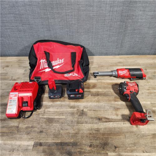 HOUSTON LOCATION - AS-IS MILWAUKEE 2 TOOL COMBO KIT W/ (2) BATTERY & CHARGER