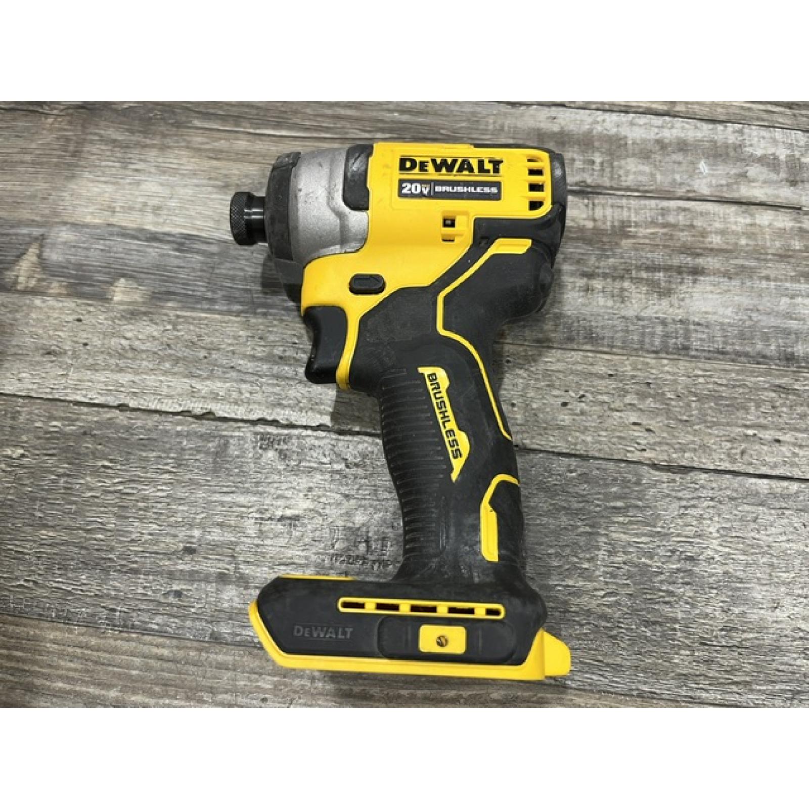AS-IS DEWALT Atomic 20V Max Lithium-Ion Brushless Cordless Compact 1/4 in. Impact Driver Kit
