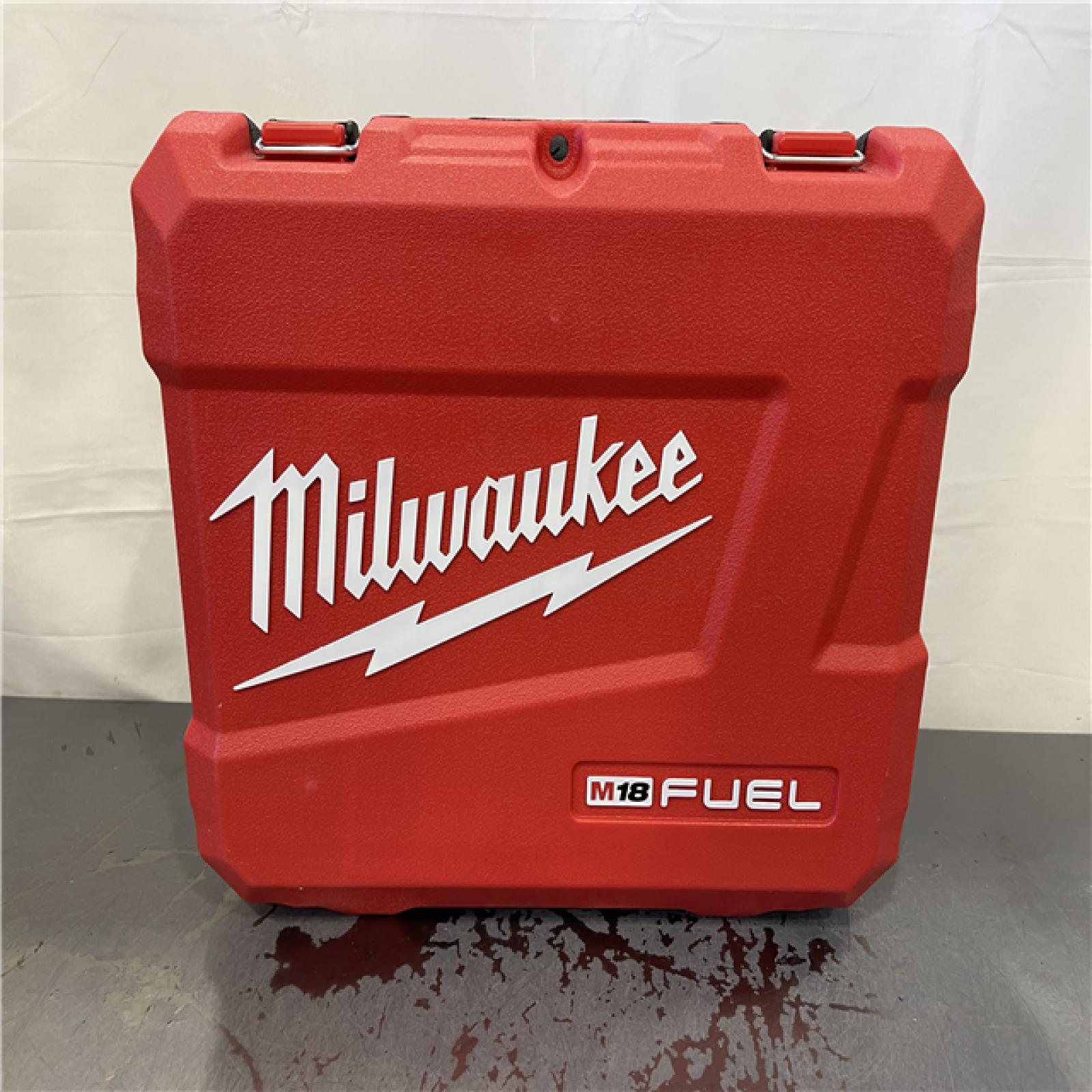 AS-IS - Milwaukee M18 FUEL 18V Lithium-Ion Brushless Cordless 1/2 in. Hammer Drill Driver Kit