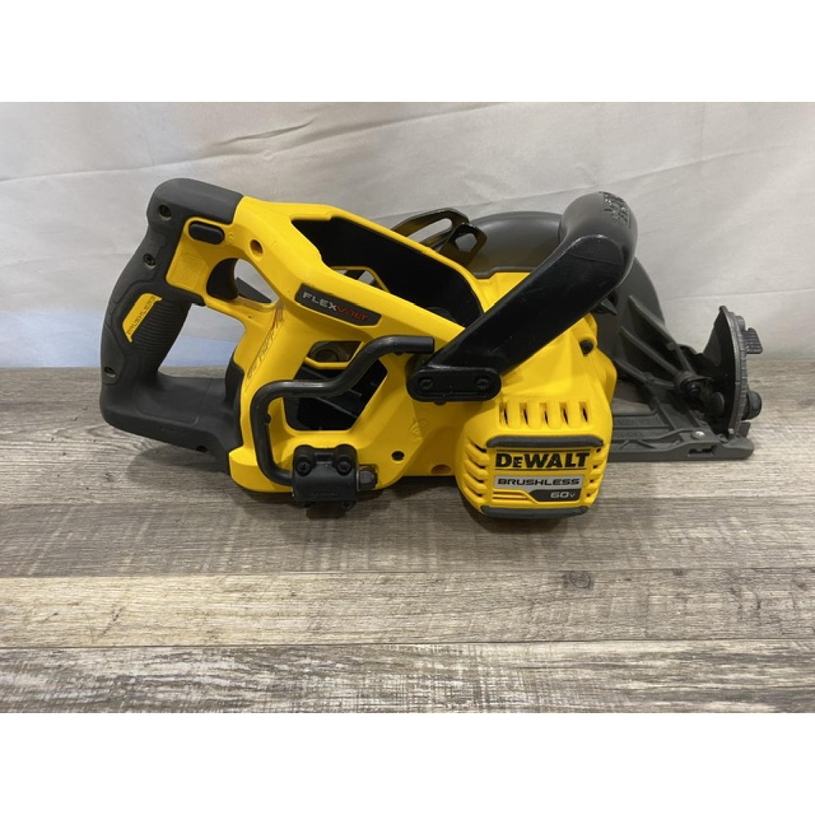 AS-IS DEWALT FLEXVOLT 60V MAX Cordless Brushless 7-1/4 in. Wormdrive Style Circular Saw (Tool Only)
