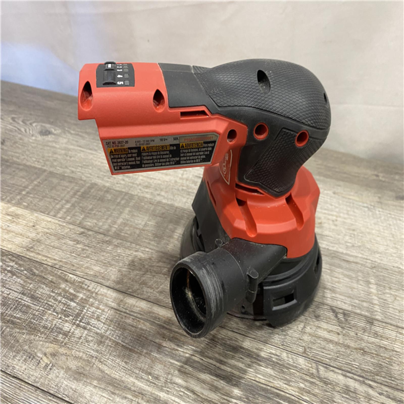 AS-IS Milwaukee 18V Lithium-Ion Brushless Cordless FUEL 5 in. Random Orbit Sander (Tool-Only)