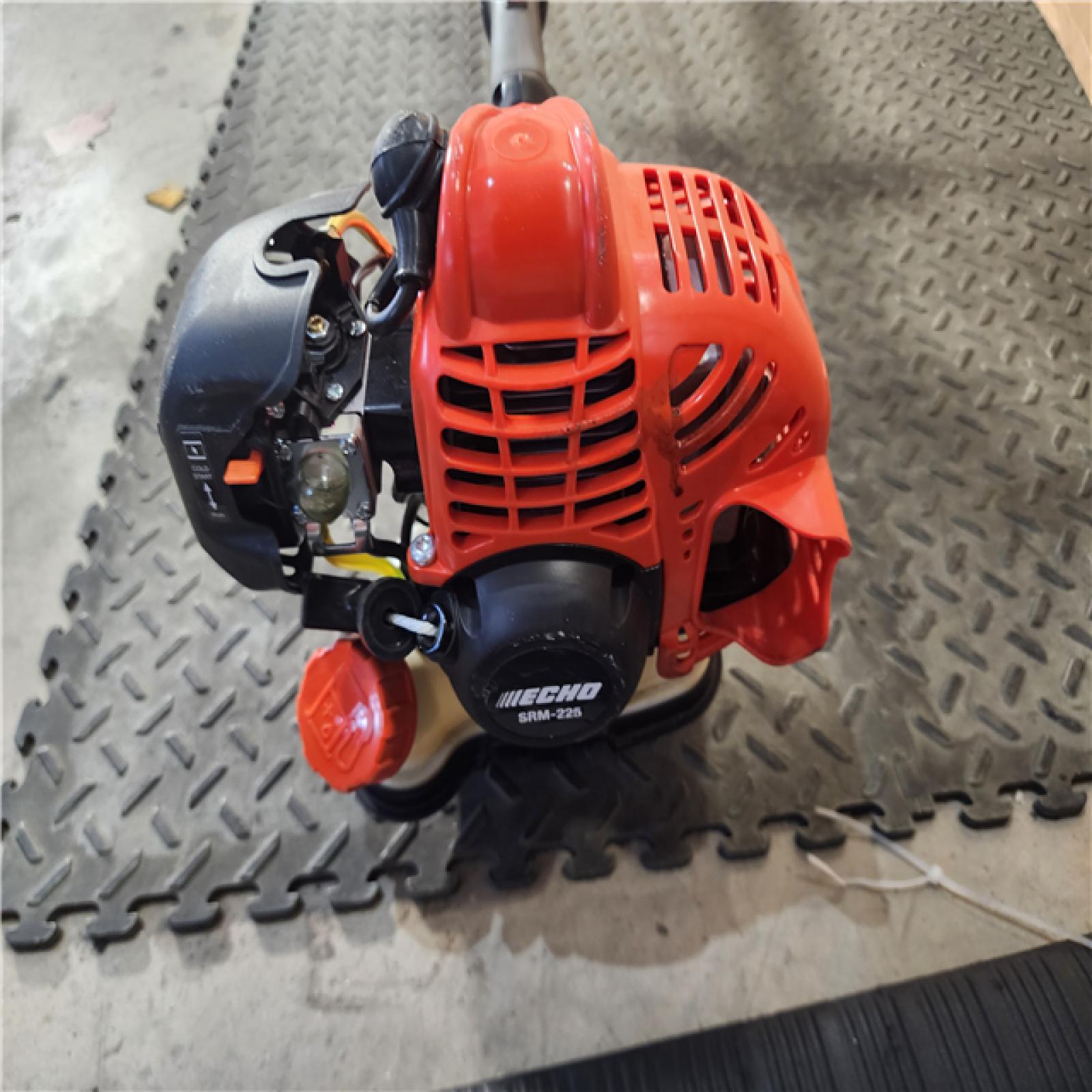 HOUSTON LOCATION - AS-IS Echo SRM-225 21.2cc 2 Stroke Fuel Efficient Durable Gas Straight Shaft Trimmer