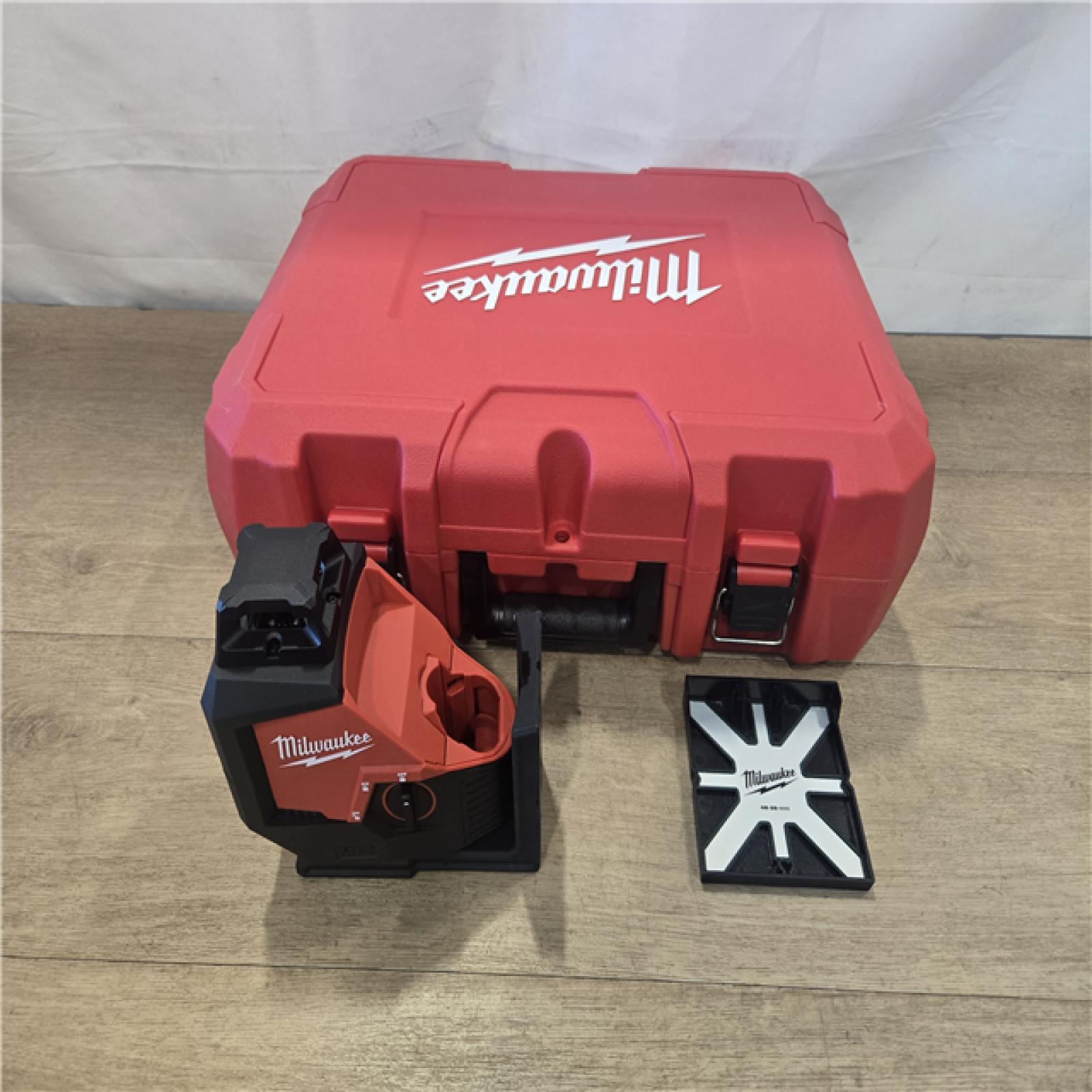 AS-IS Milwaukee 12V Cordless Green 360-Degree Single Plane Laser Level (Tool Only)