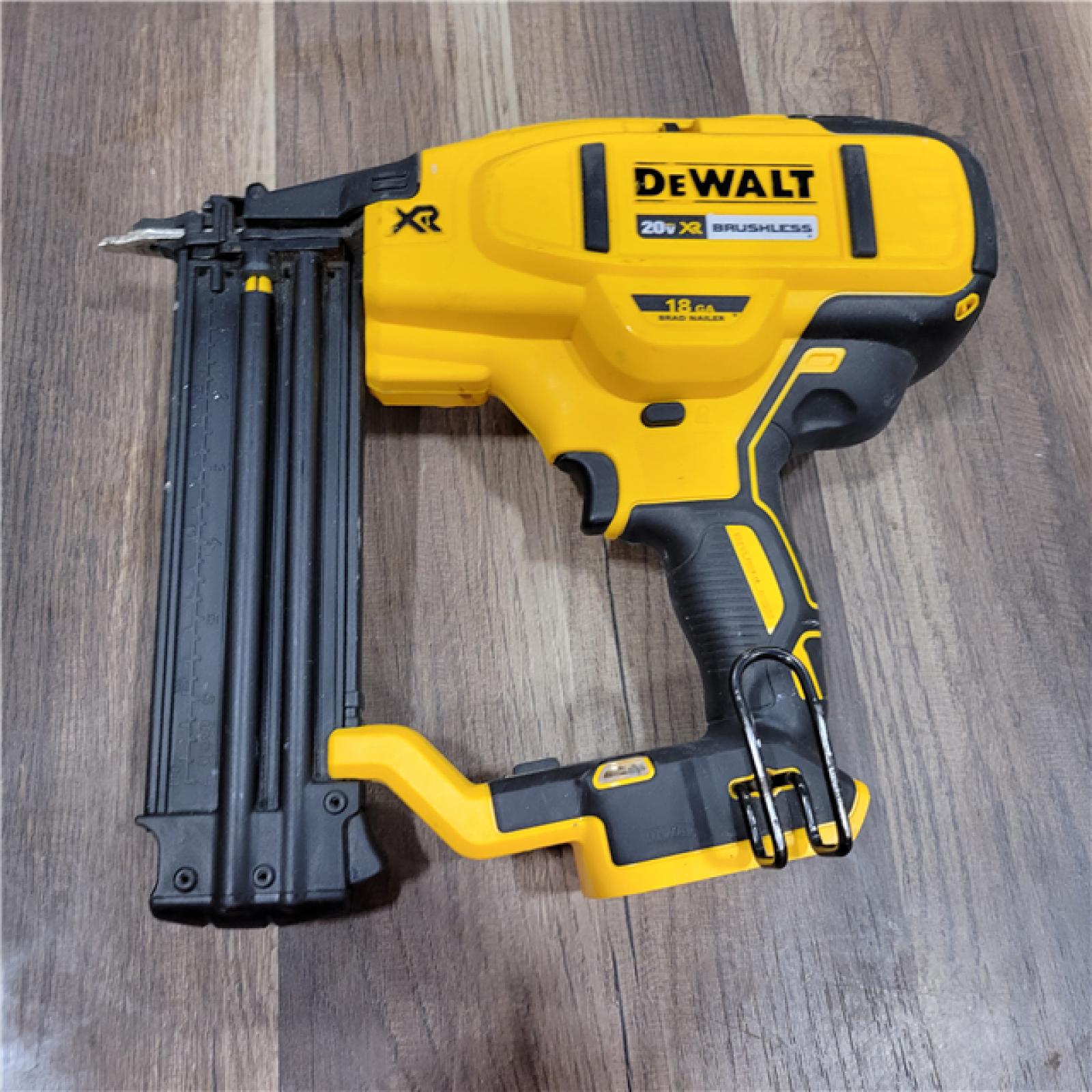AS-IS DEWALT 20V MAX XR 18 Gauge Brad Nailer