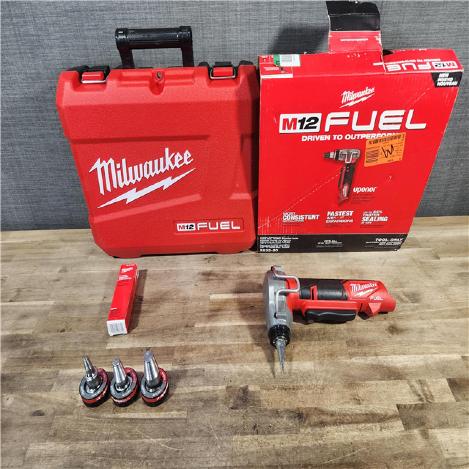 HOUSTON LOCATION - AS-IS Milwaukee 2532-20 M12 FUEL Brushless Lithium-Ion Uponor ProPEX PEX-a Cordless Tubing Expander (Tool Only)