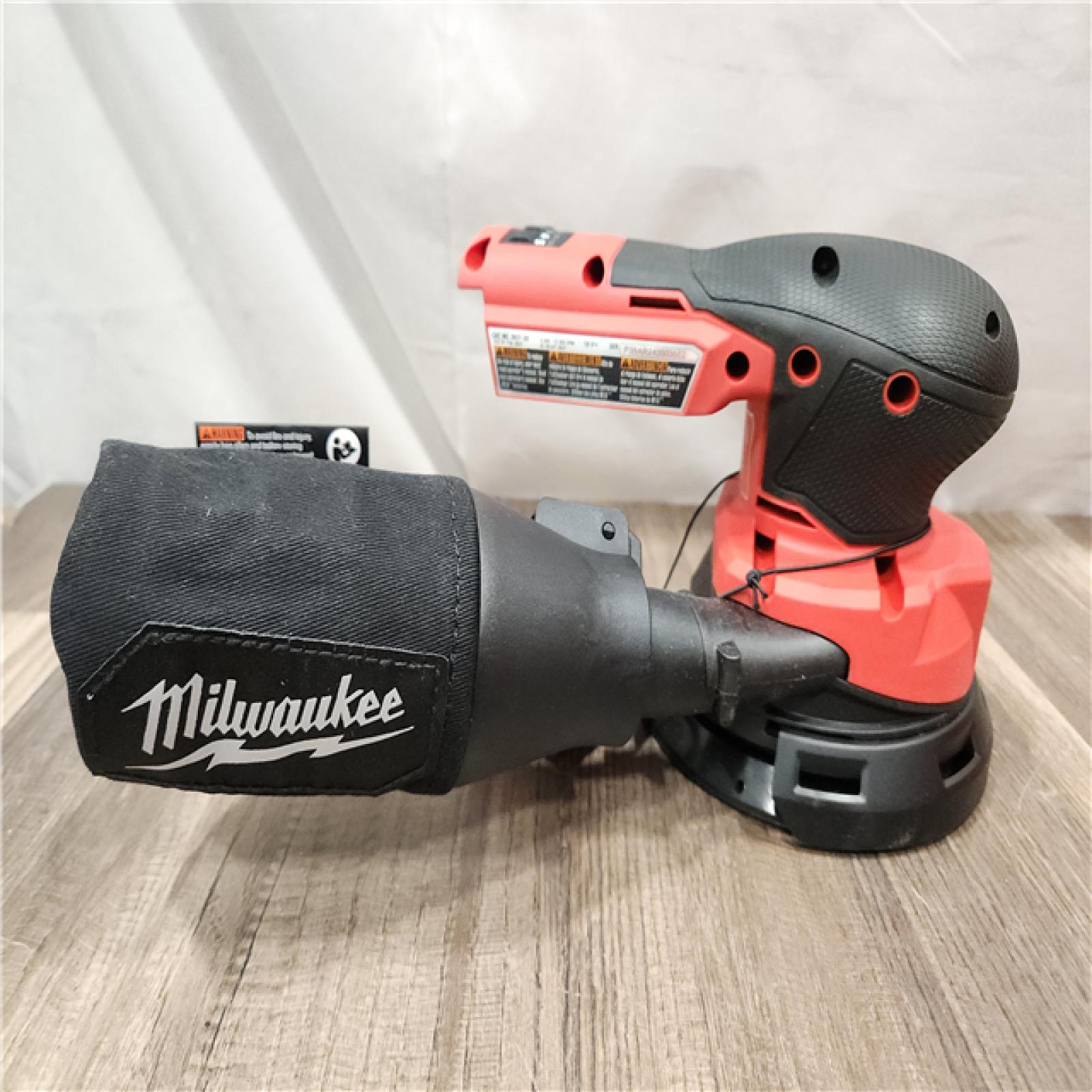 AS-IS- Milwaukee M18- FUEL 5 Random Orbital Sander (Tool-Only)