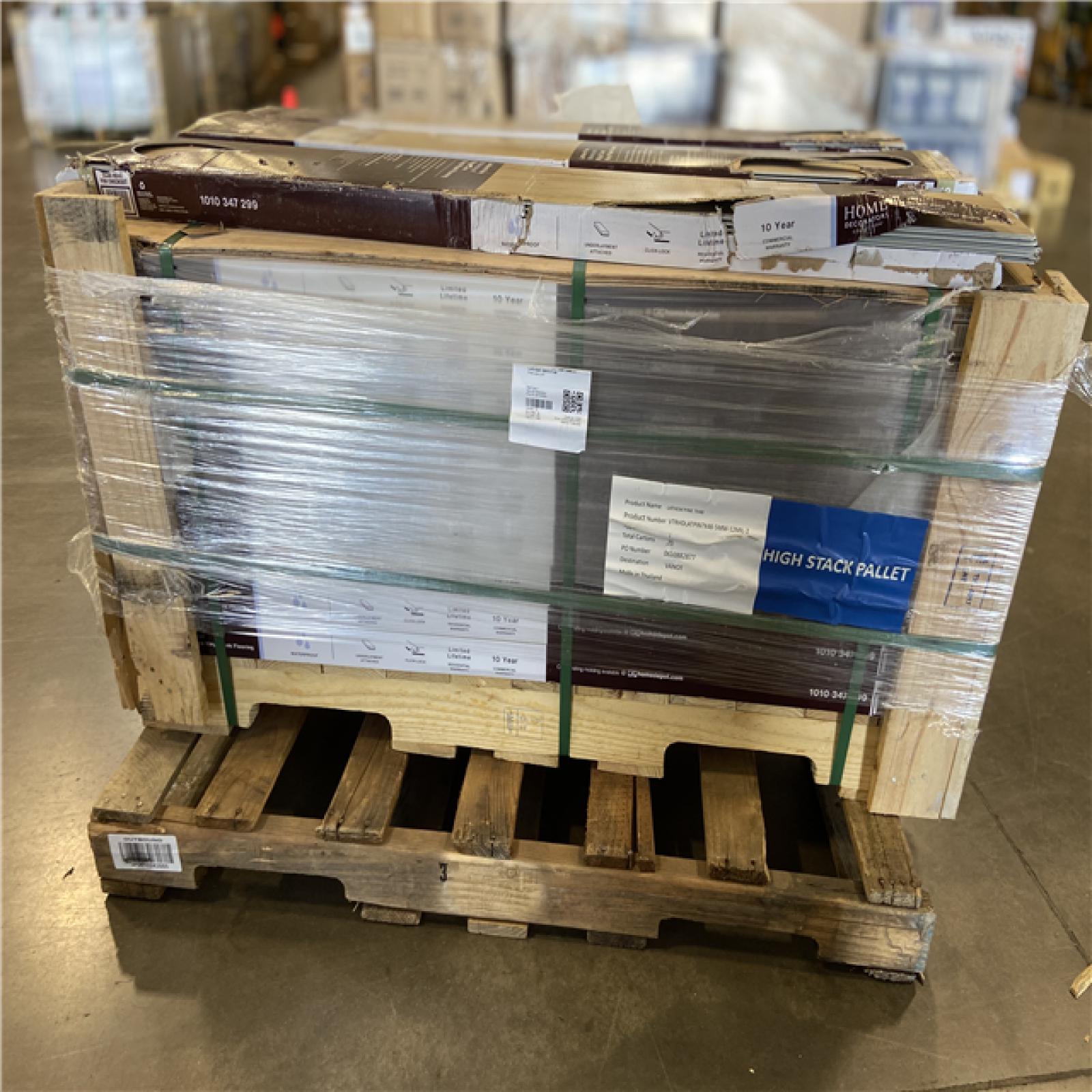 DALLAS LOCATION - Home Decorators Collection Lathem Pine 12 MIL x 7 in. W x 48 in. L Waterproof Click Lock Luxury Vinyl Plank Flooring (23.77 sqft/case) PALLET - (39 UNITS)