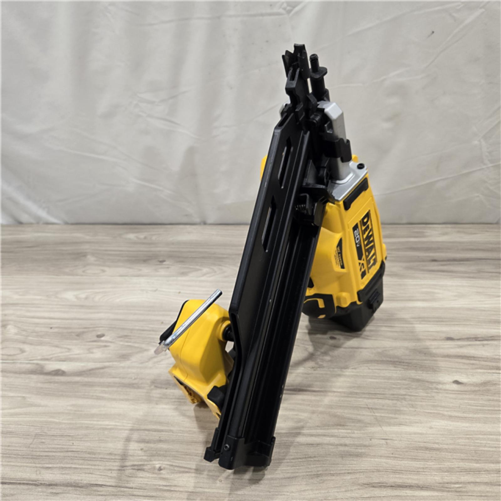 AS-IS DEWALT 20V 30 Degree Cordless Framing Nailer (Tool-Only)